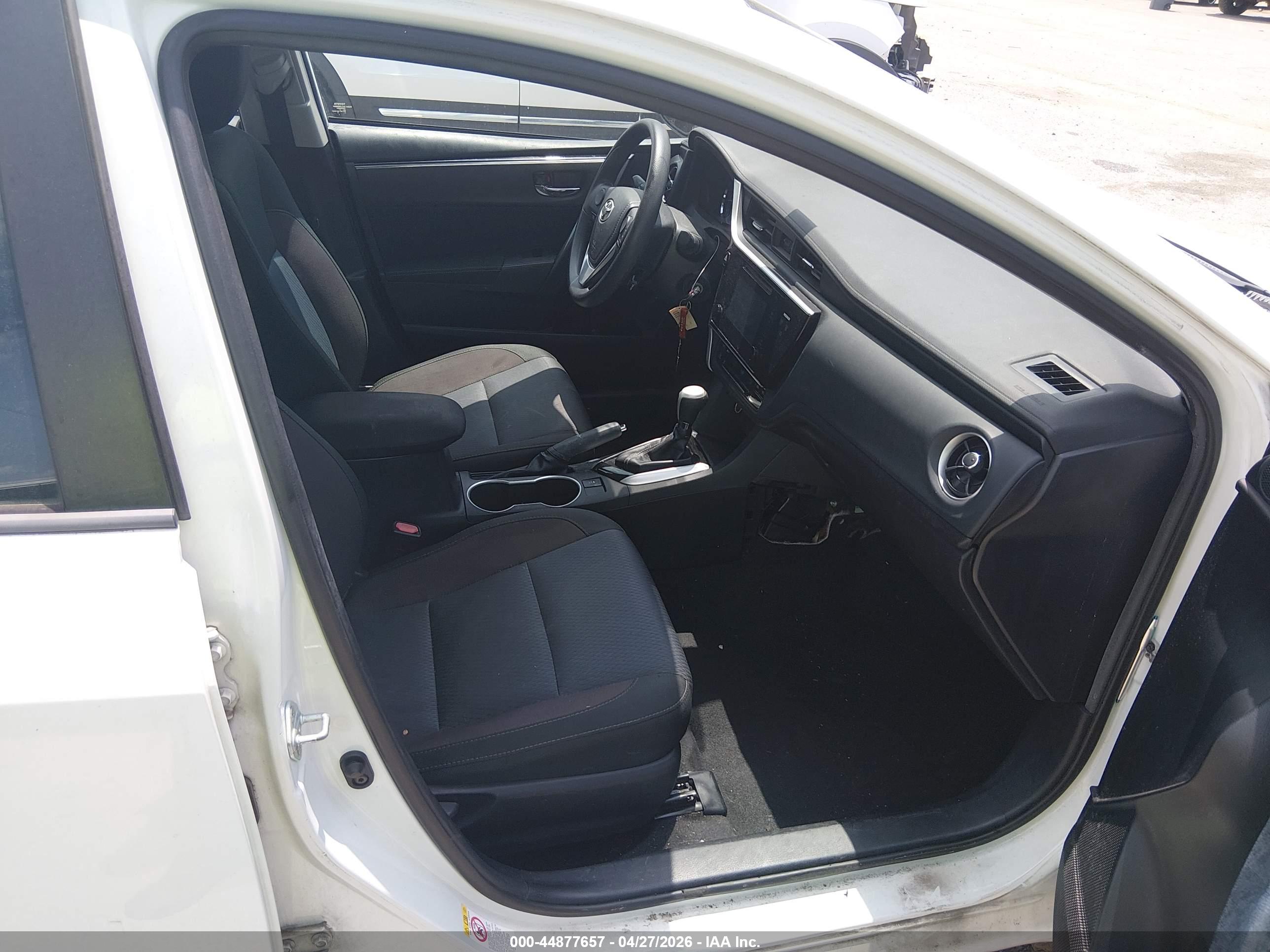 TOYOTA COROLLA image 5