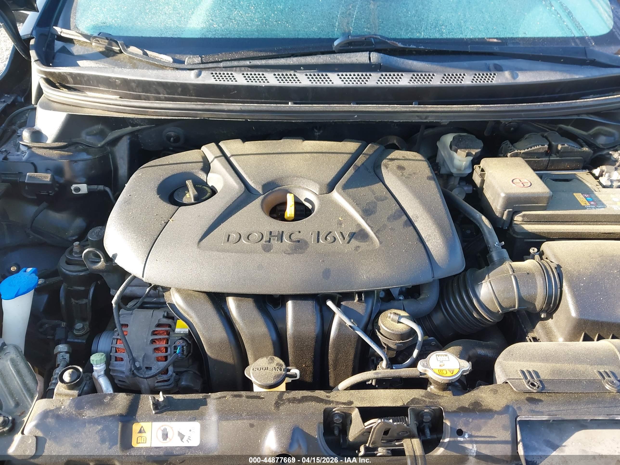 HYUNDAI ELANTRA image 10