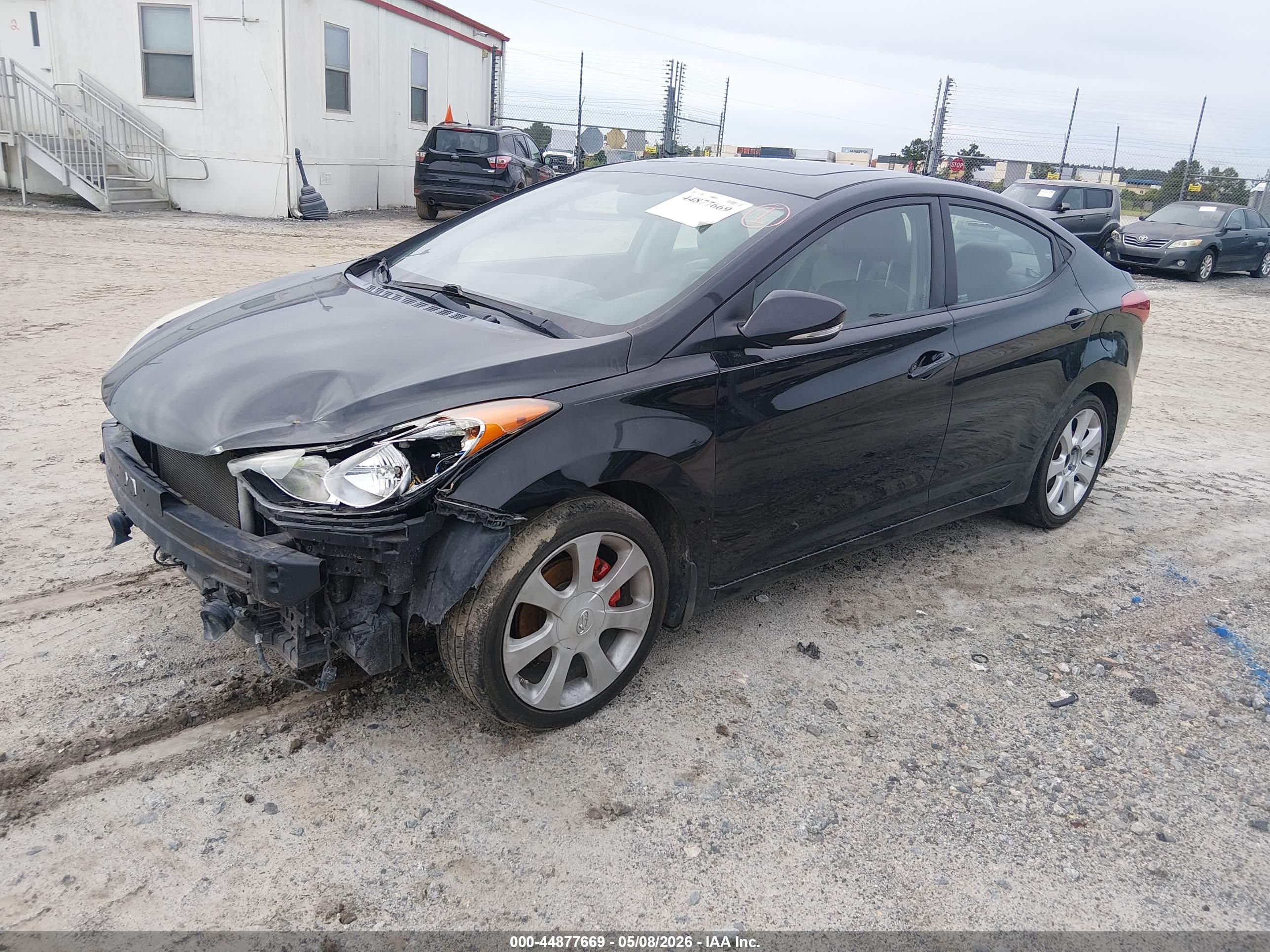 HYUNDAI ELANTRA image 2