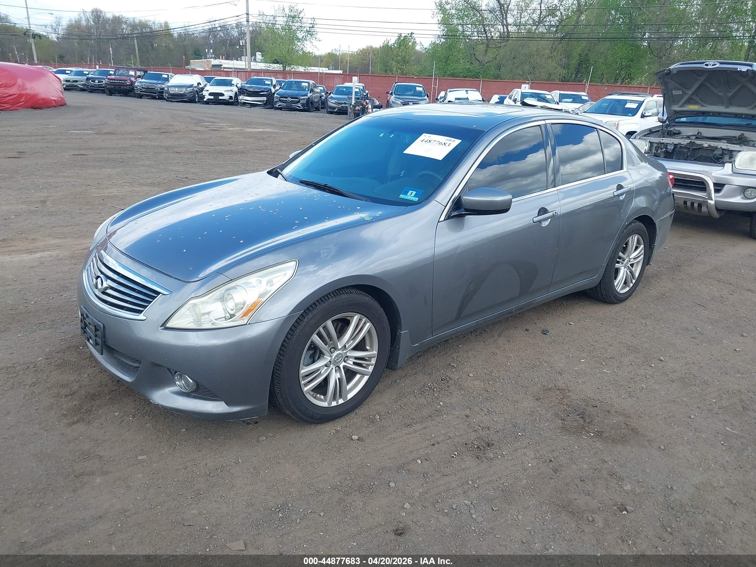 INFINITI G37X image 2