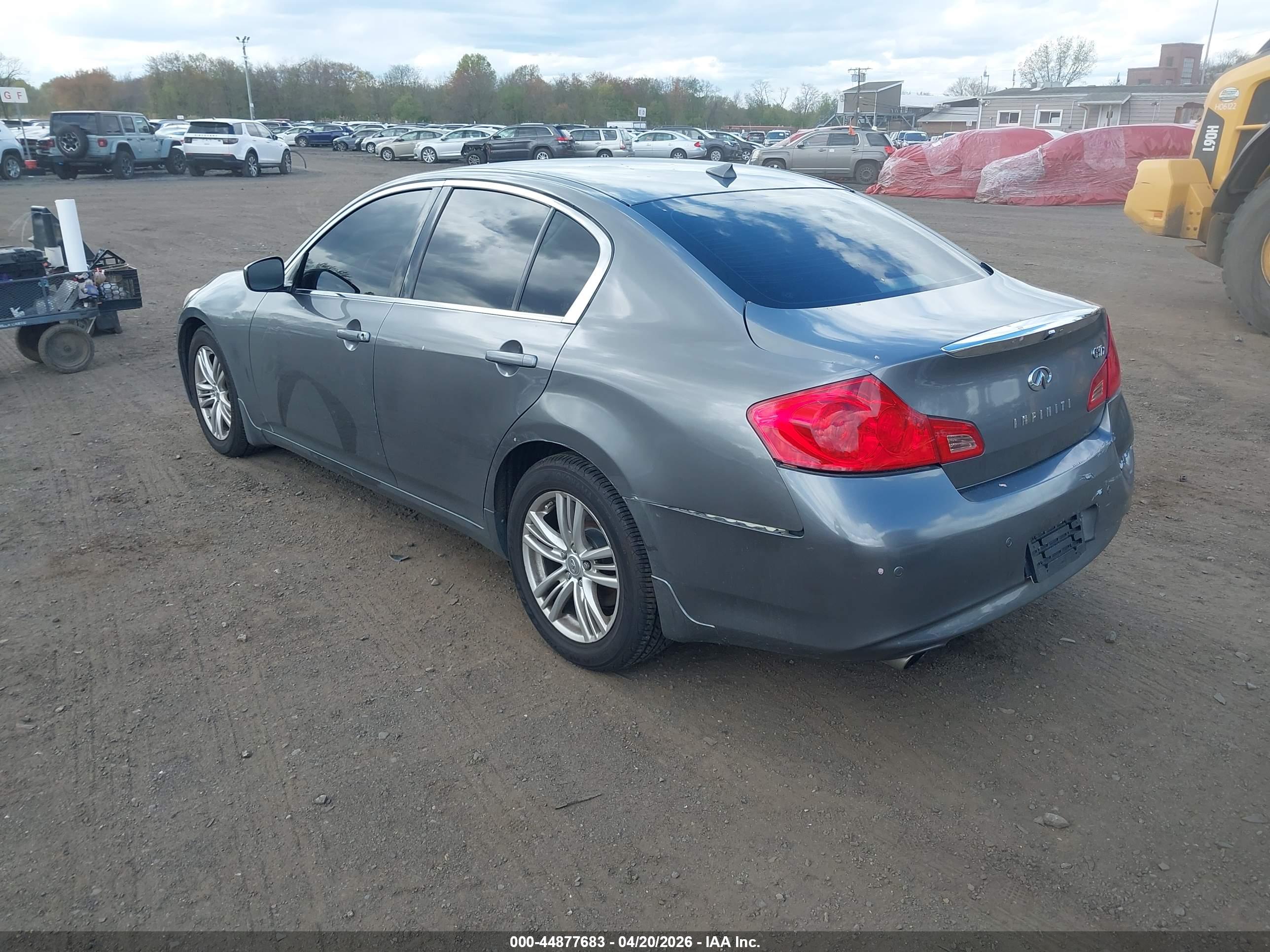 INFINITI G37X image 3