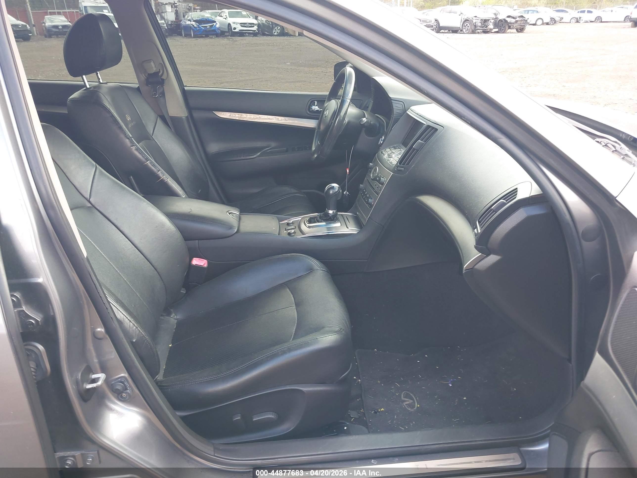 INFINITI G37X image 5