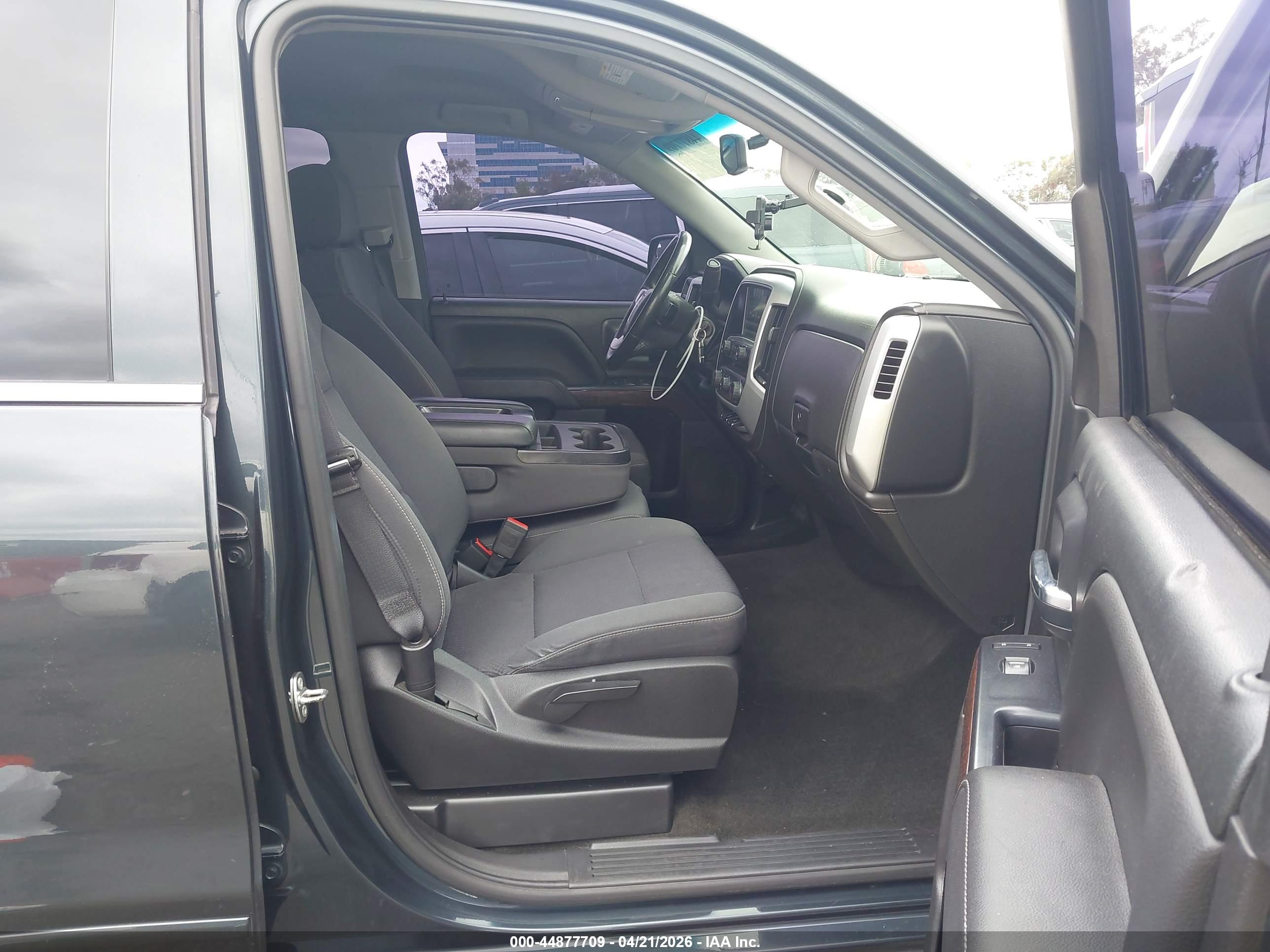 GMC SIERRA image 5