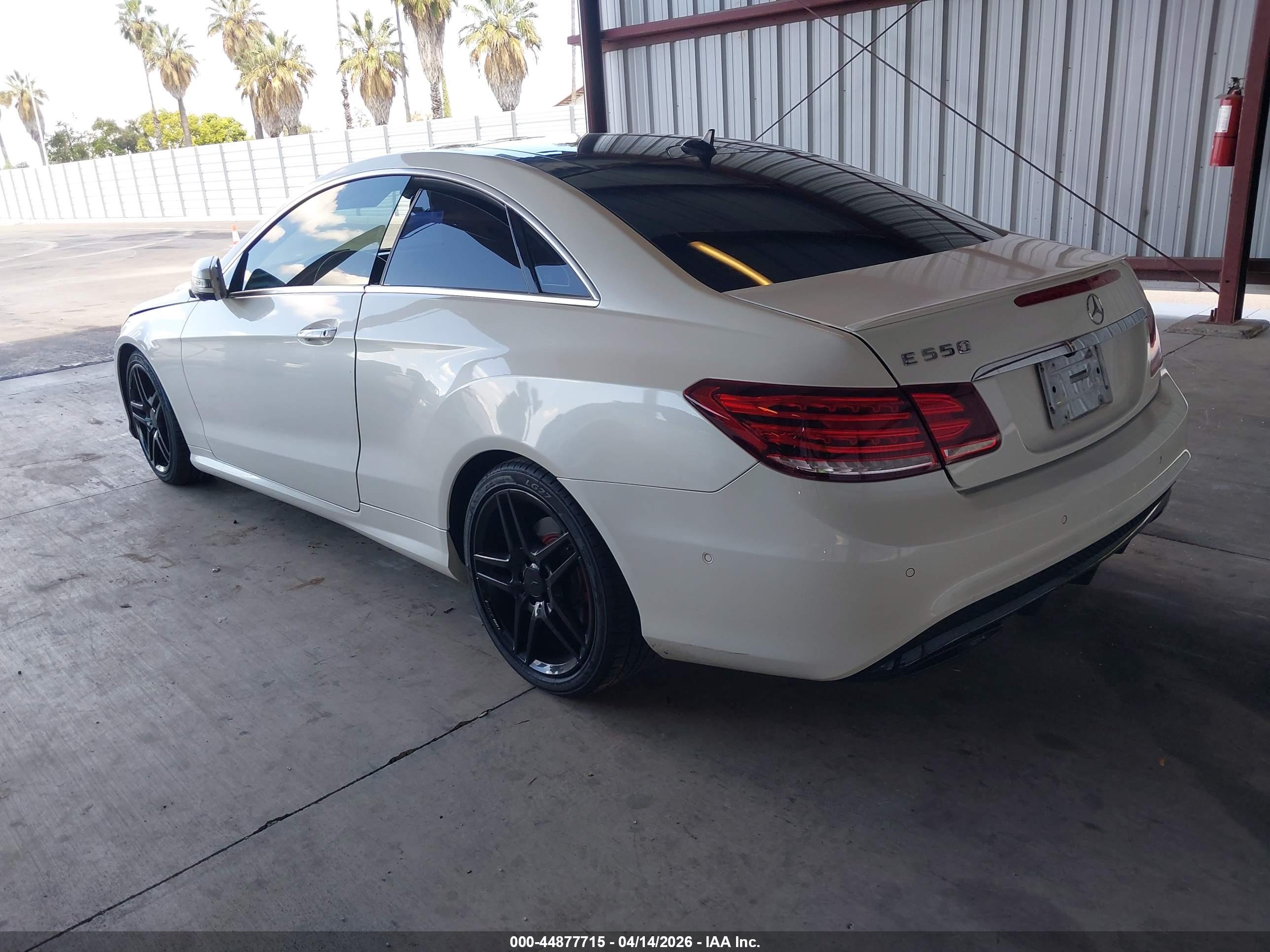 MERCEDES-BENZ E image 3