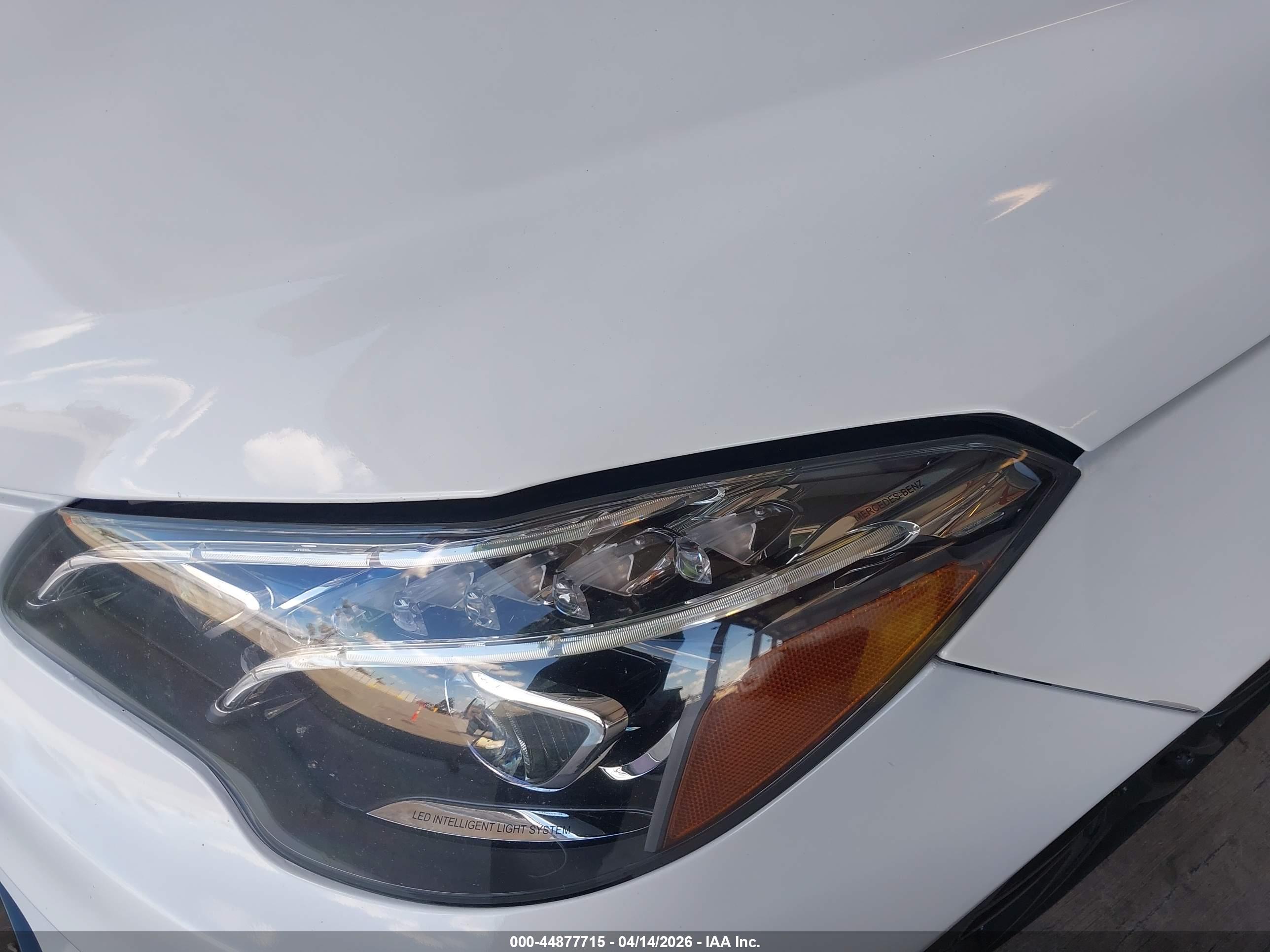 MERCEDES-BENZ E image 6
