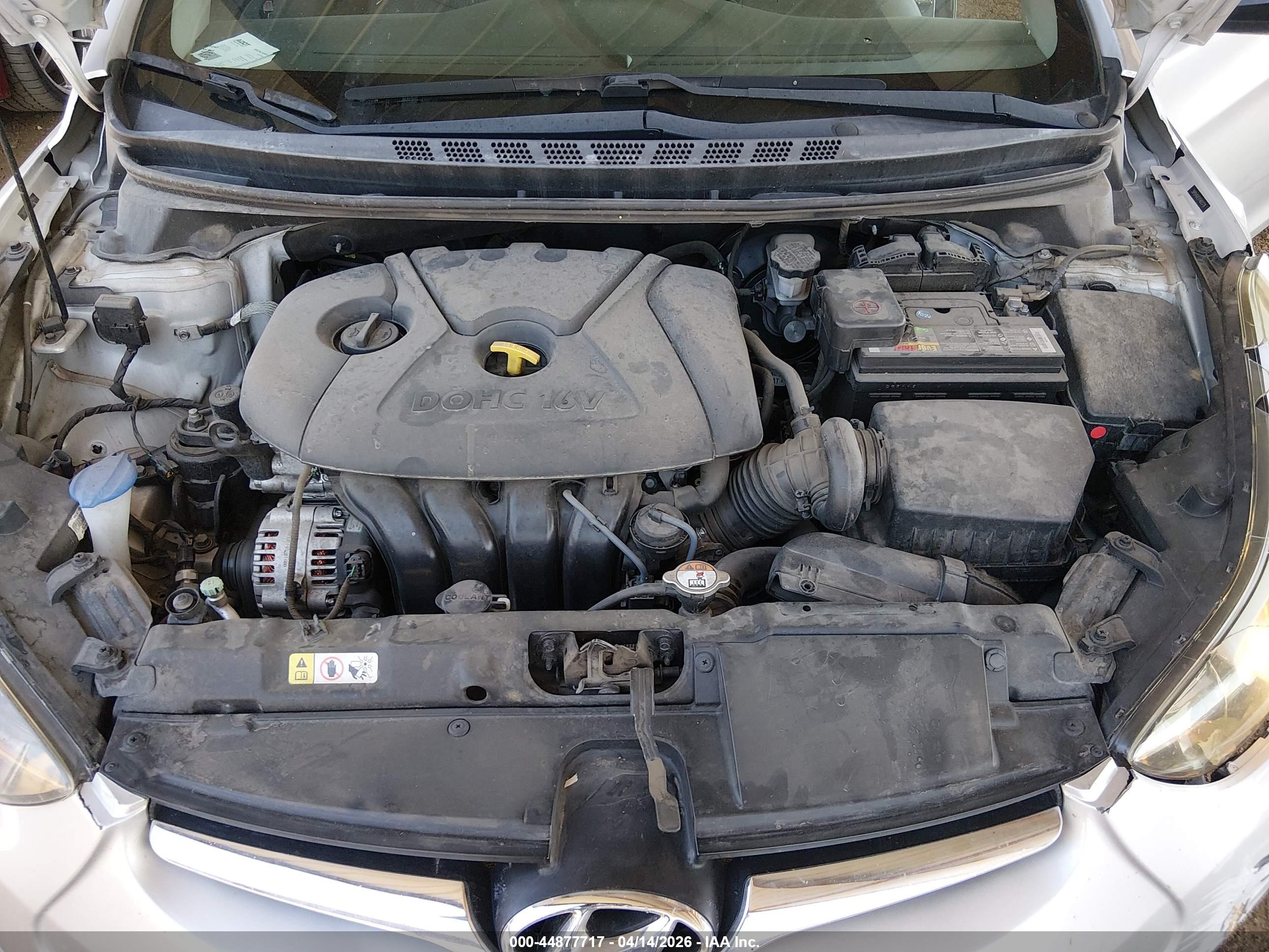 HYUNDAI ELANTRA image 10