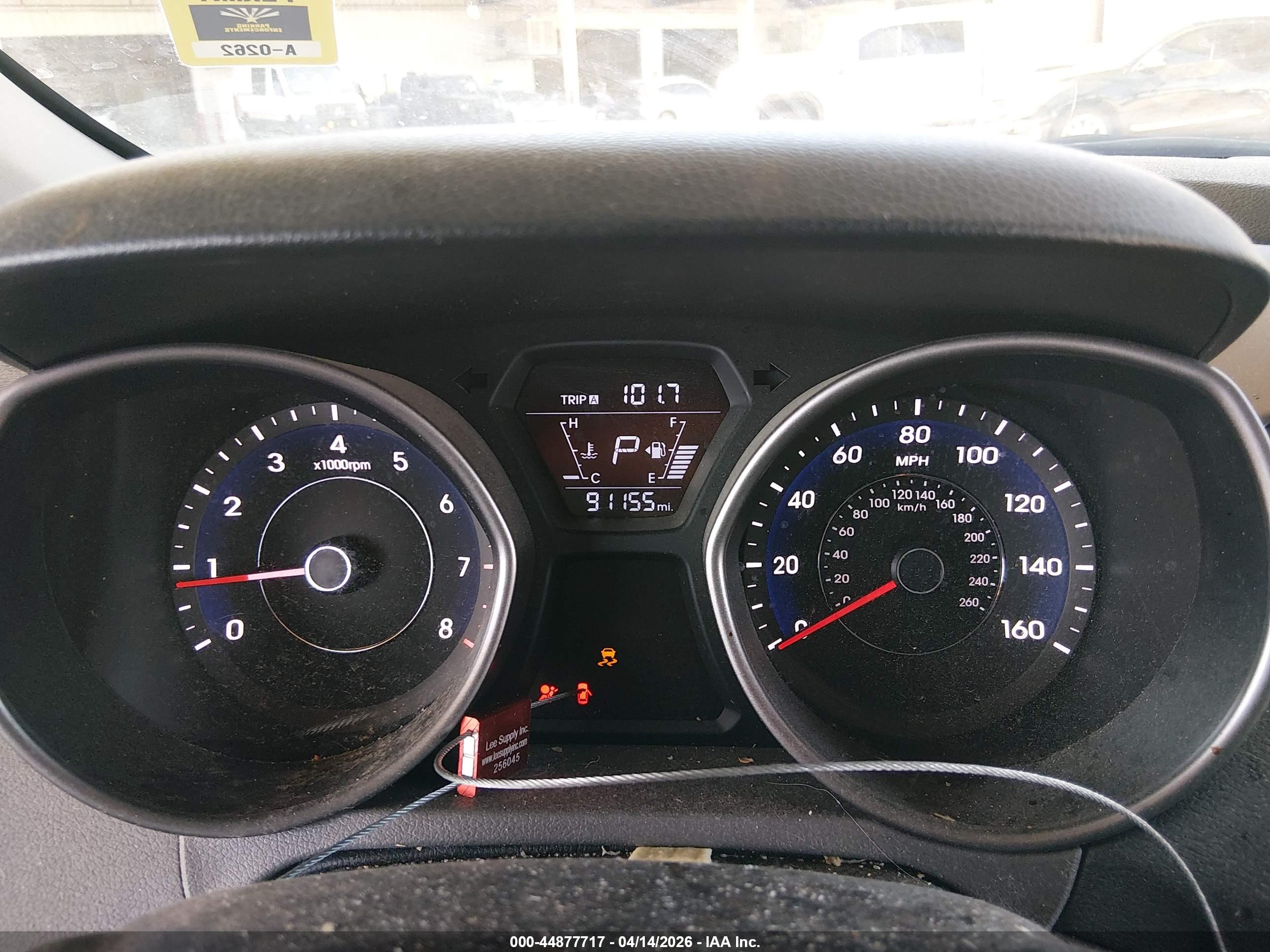 HYUNDAI ELANTRA image 7