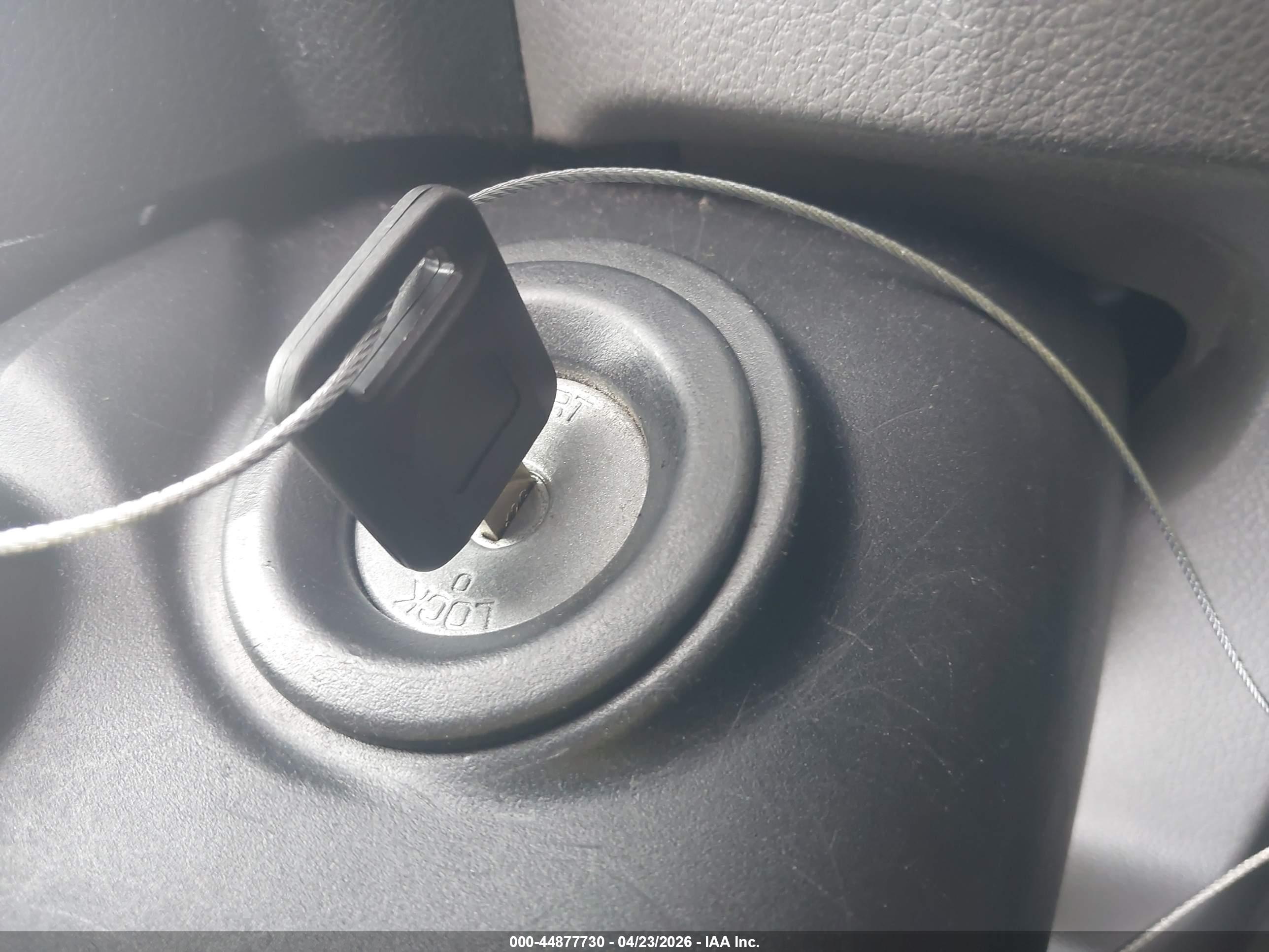 NISSAN NV200 image 11