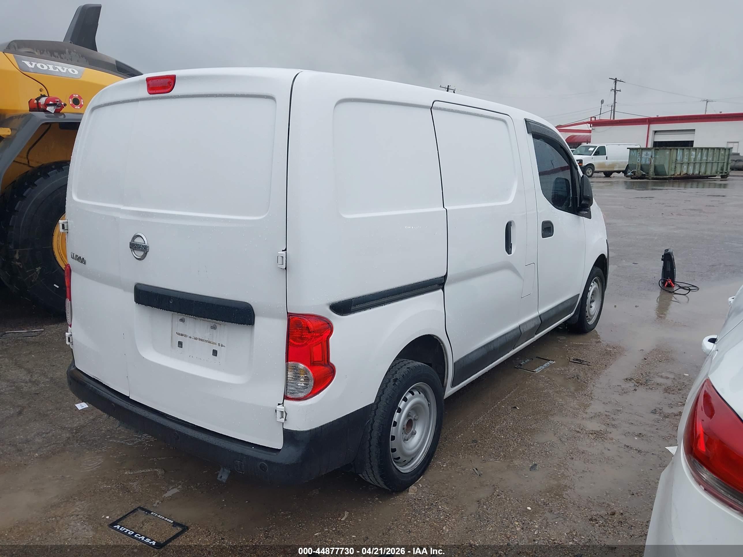 NISSAN NV200 image 4