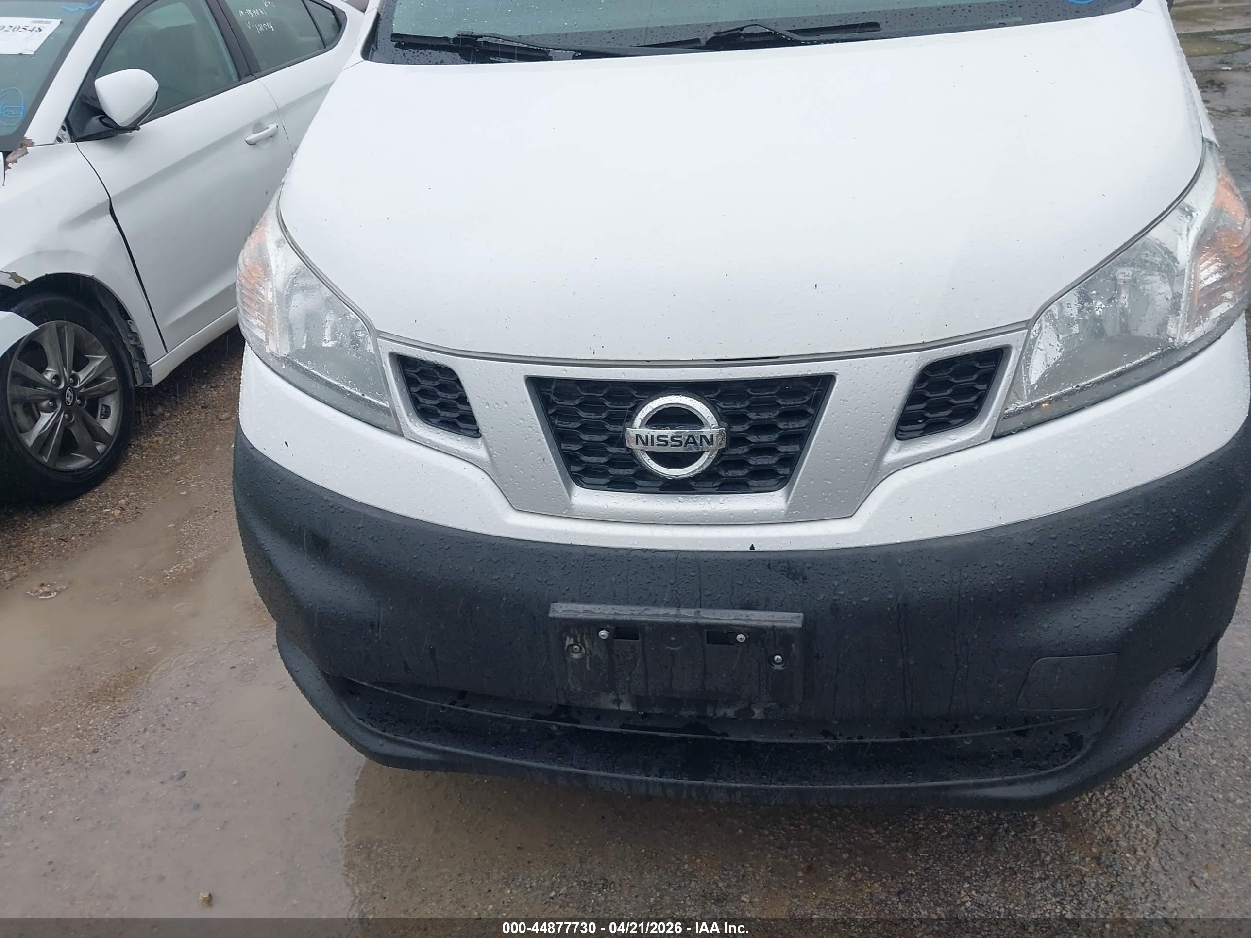 NISSAN NV200 image 6