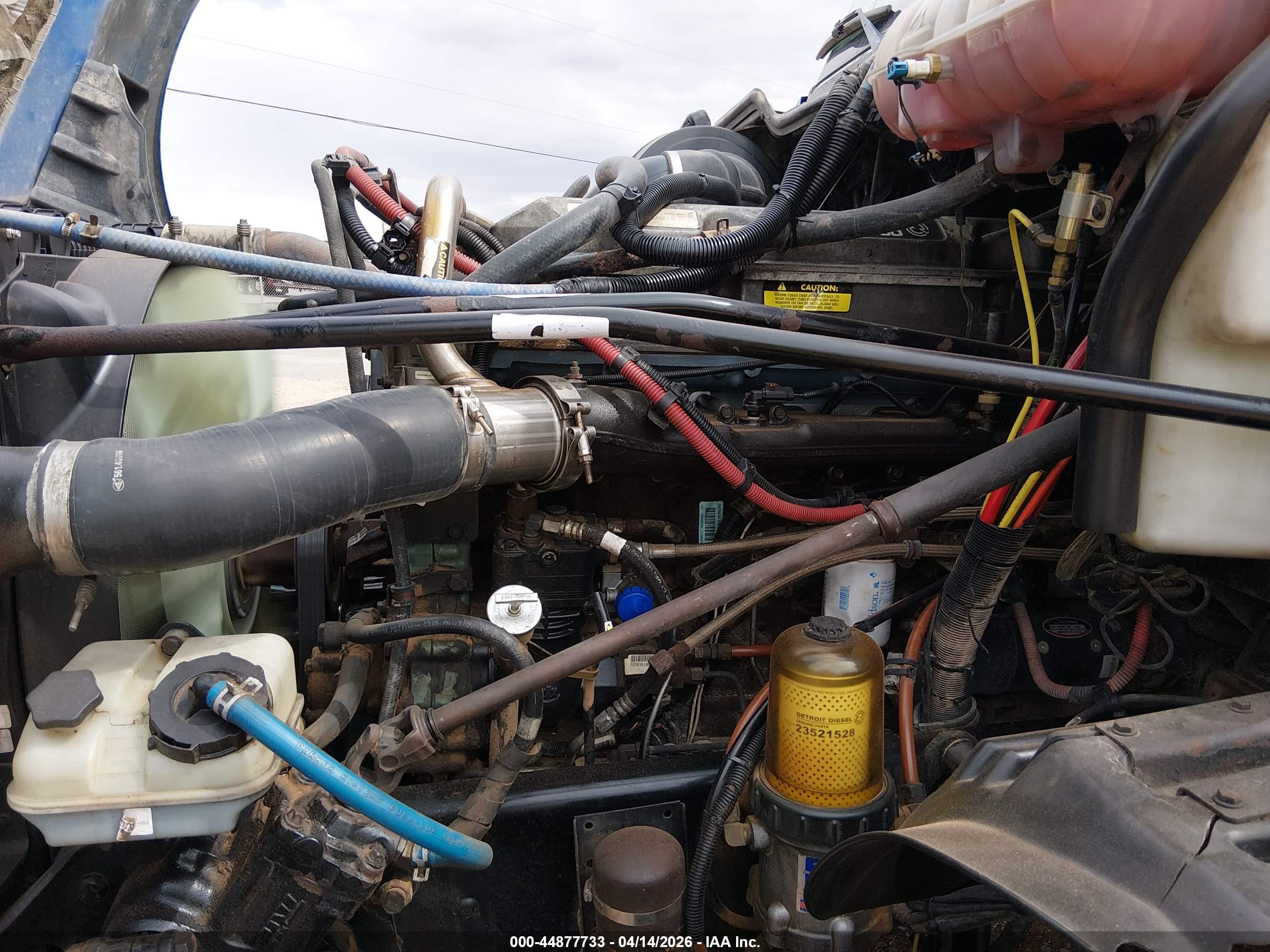 FREIGHTLINER CONVENTIONAL image 10