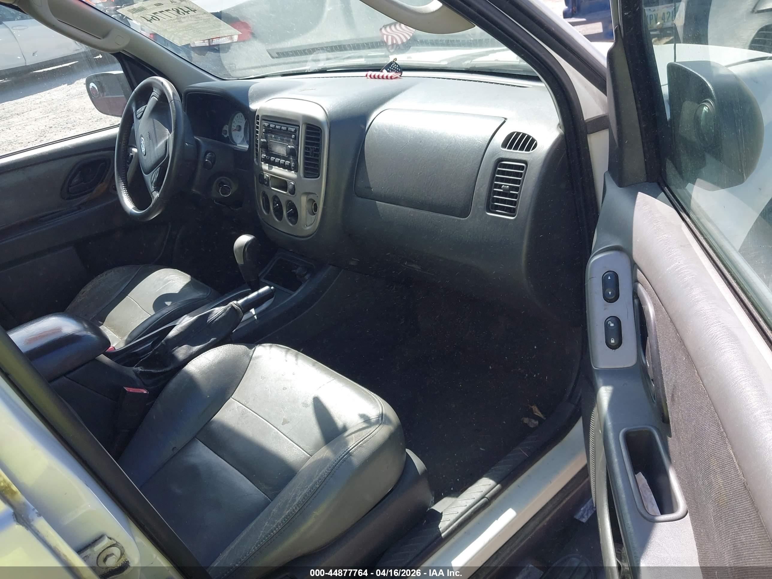 FORD ESCAPE image 5