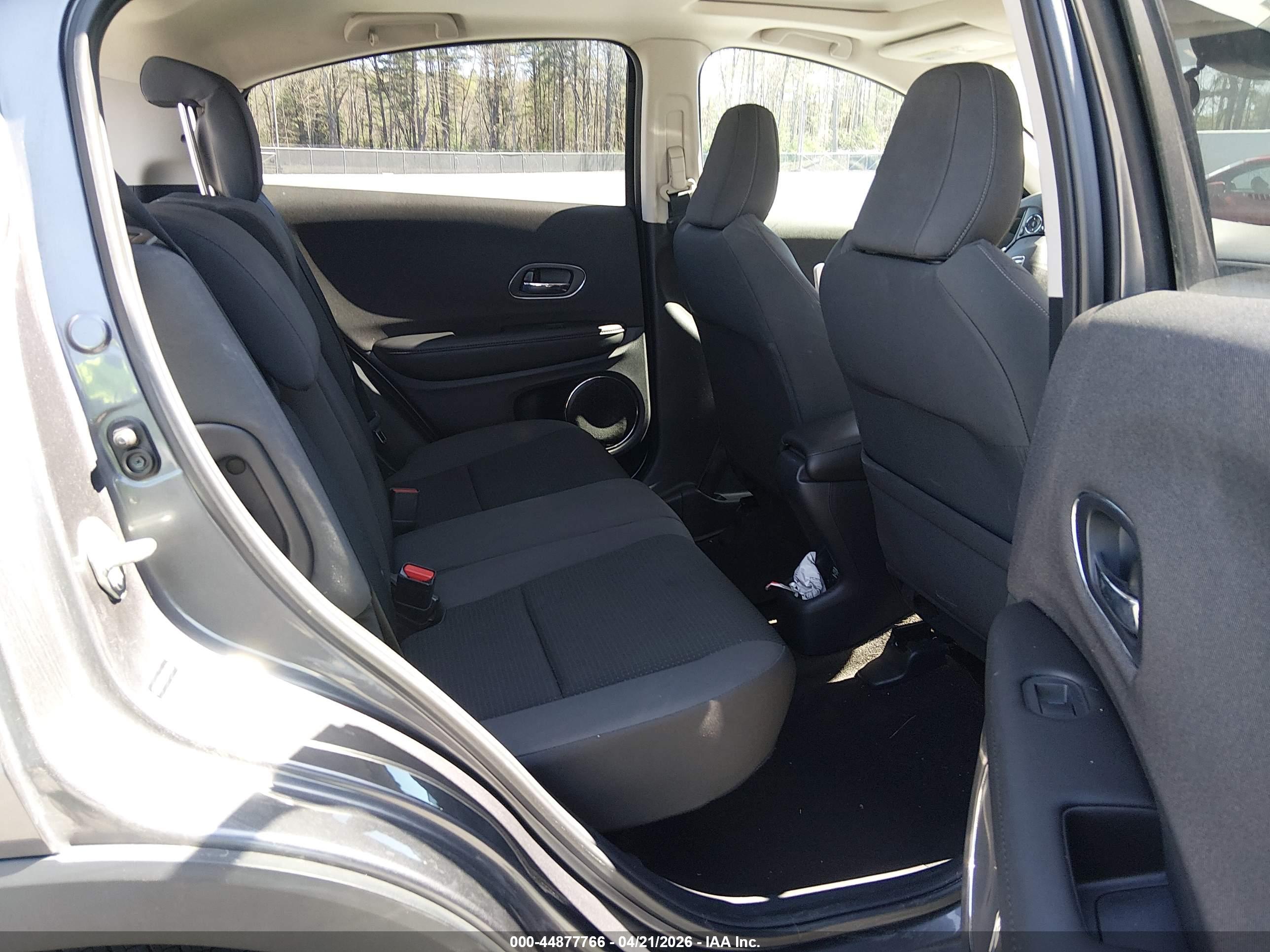 HONDA HR-V image 8