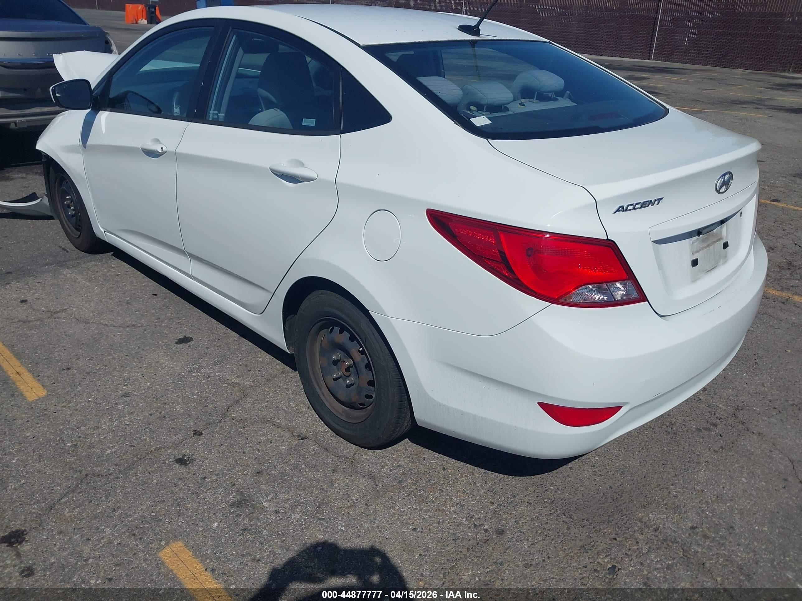 HYUNDAI ACCENT image 3