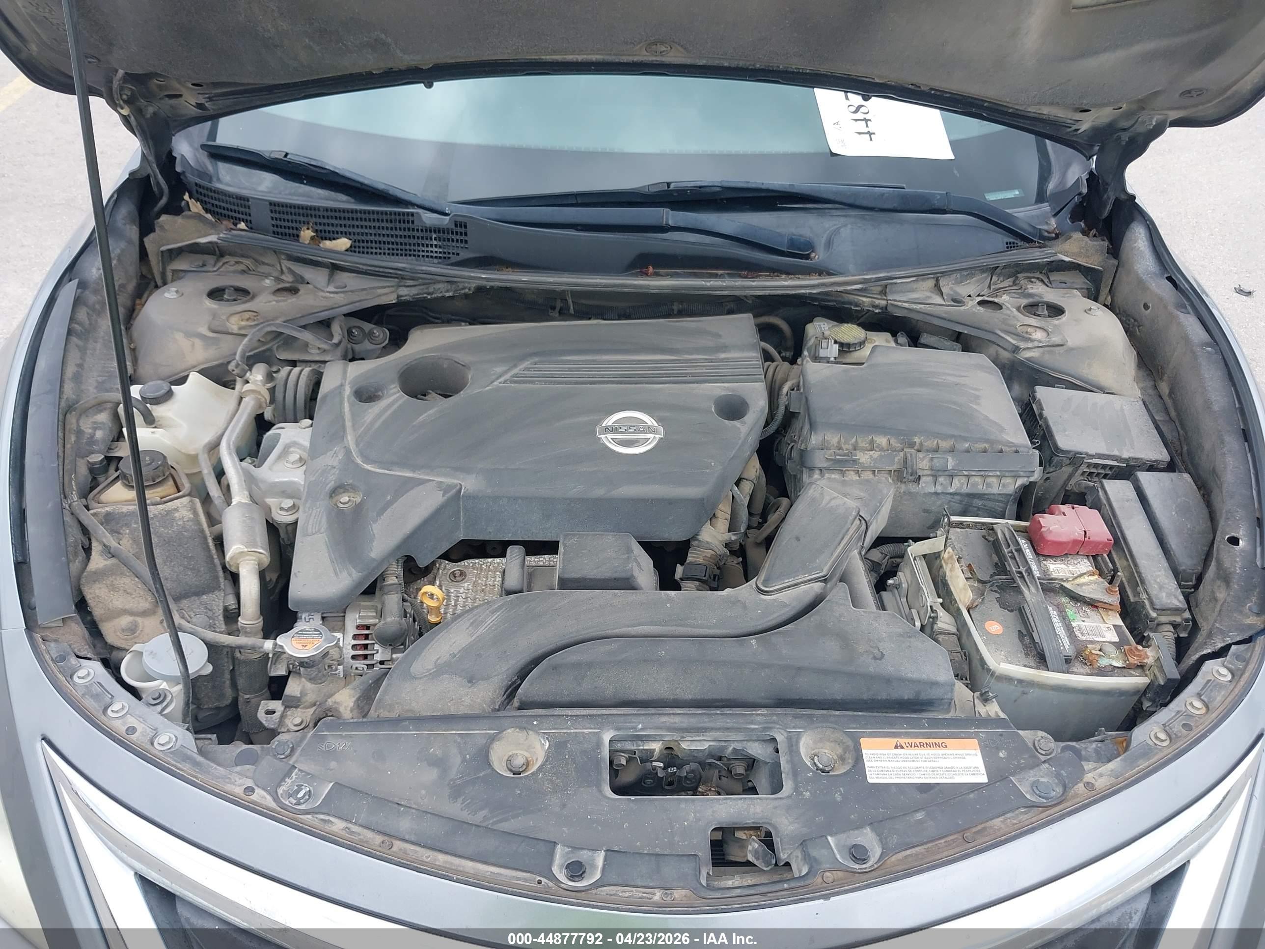 NISSAN ALTIMA image 10