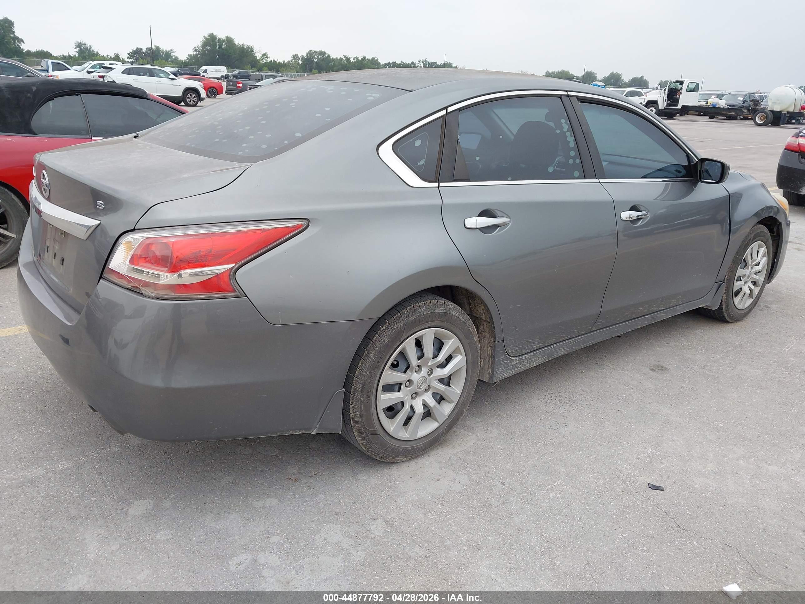 NISSAN ALTIMA image 4