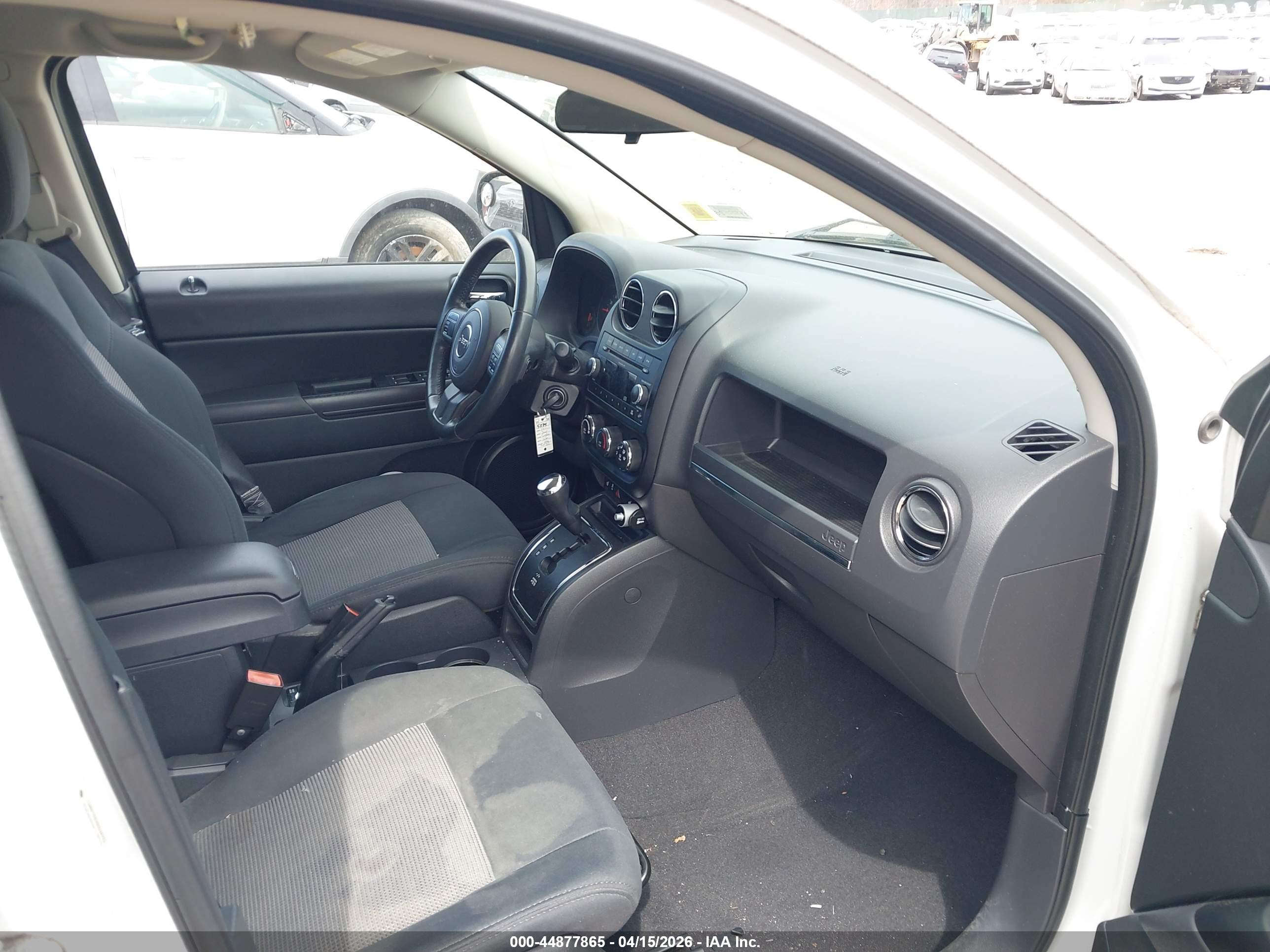 JEEP COMPASS image 5