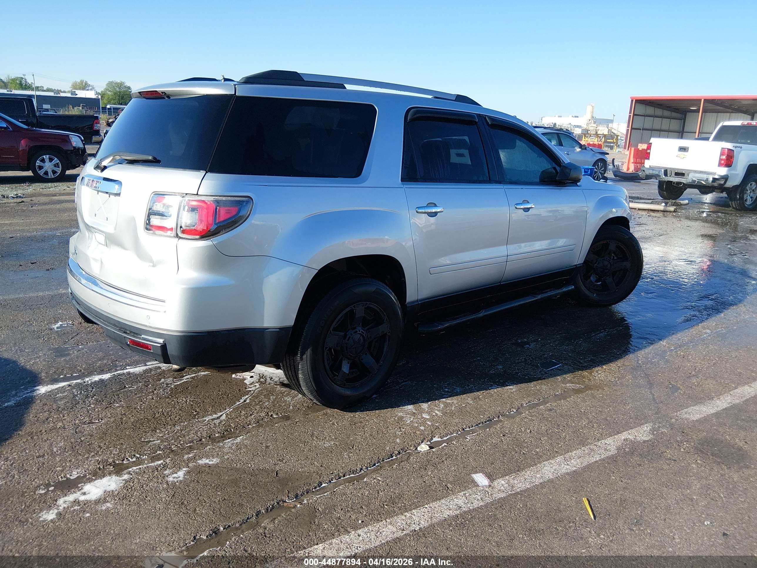 GMC ACADIA image 4