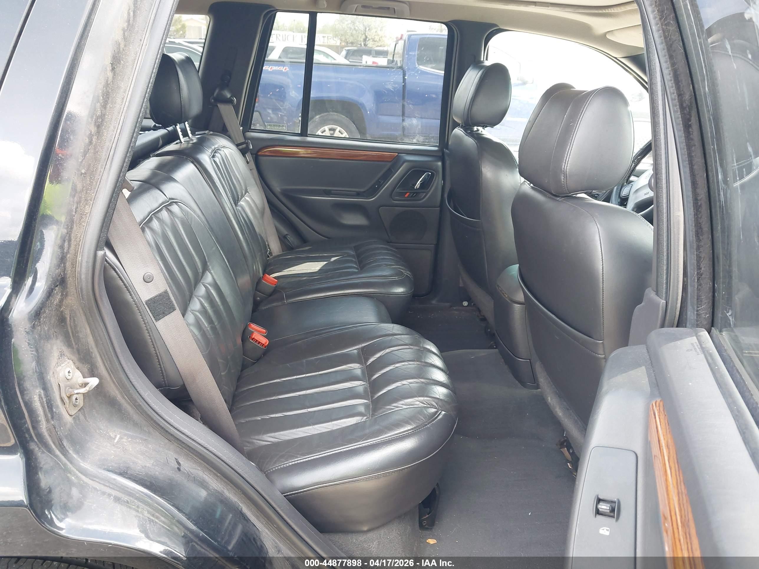 JEEP GRAND image 8