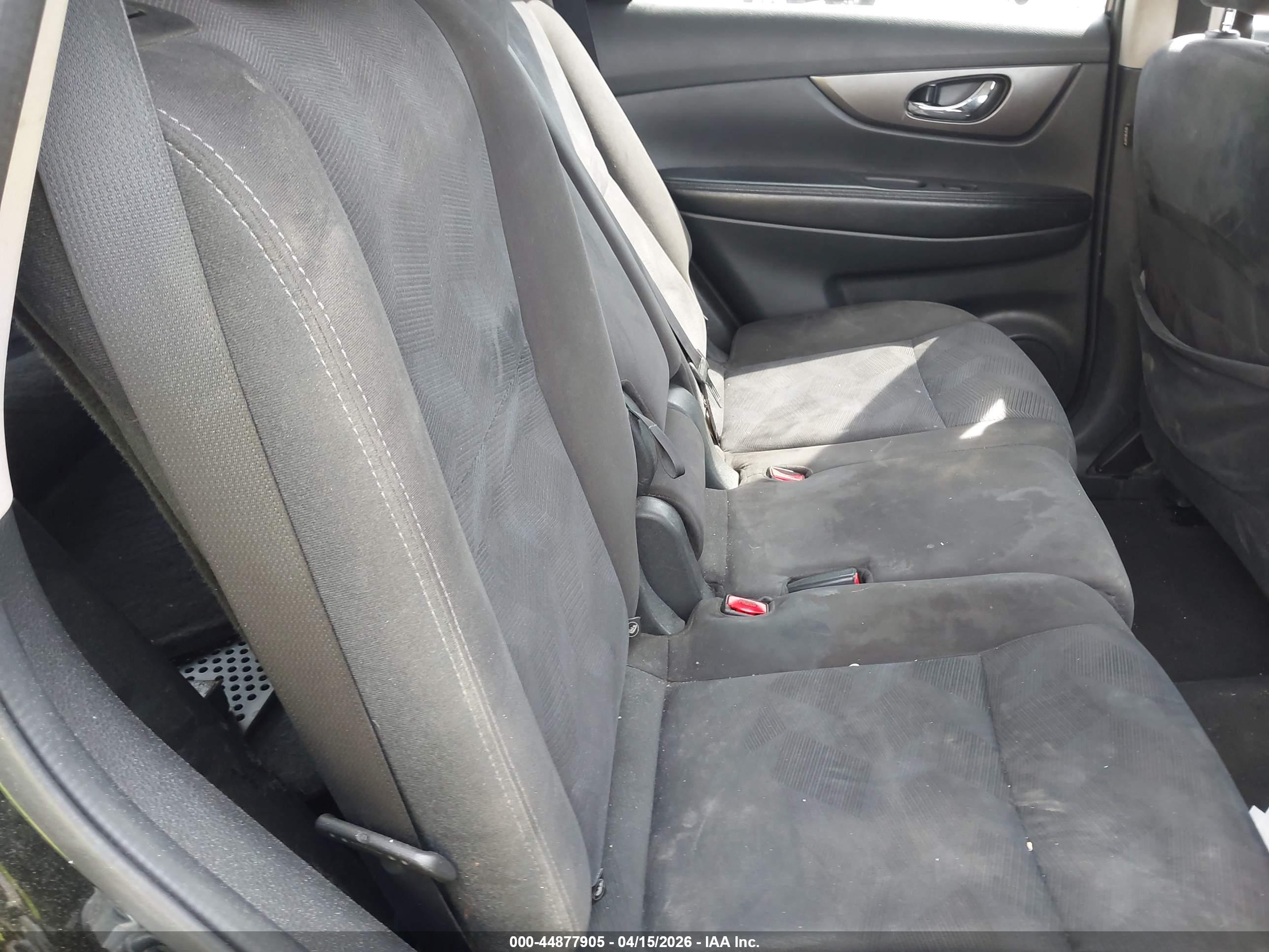 NISSAN ROGUE image 8