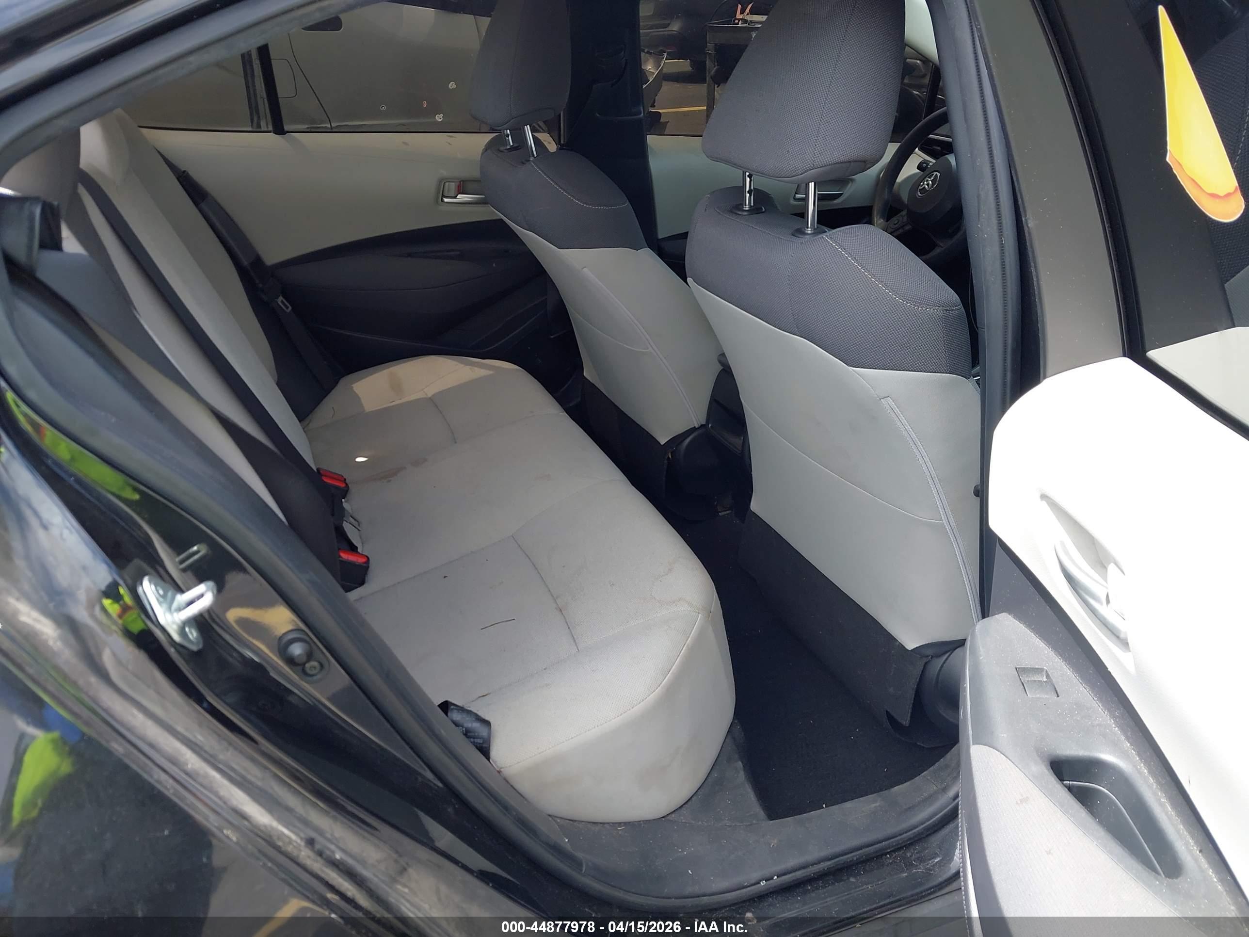 TOYOTA COROLLA image 8