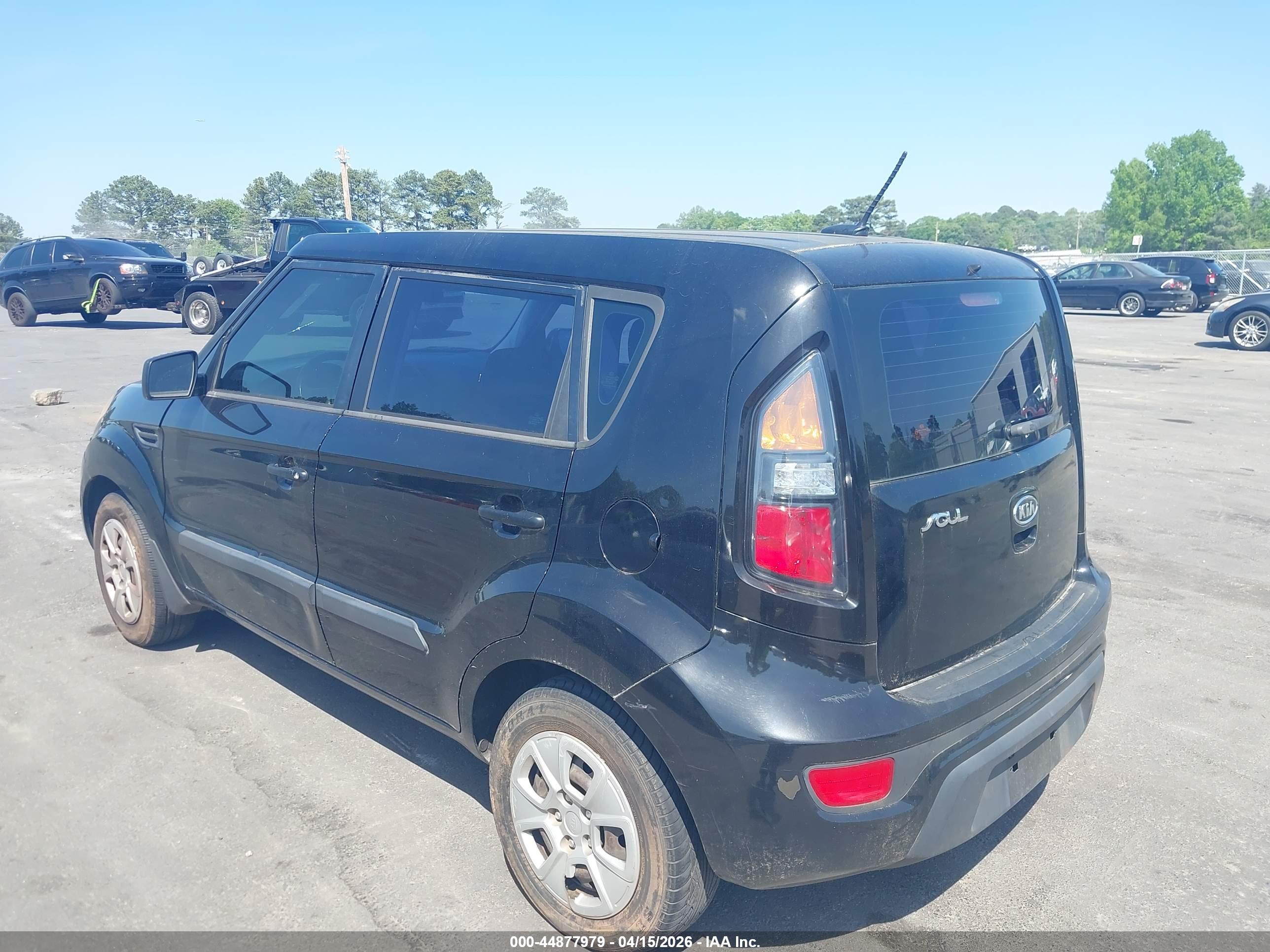 KIA SOUL image 3
