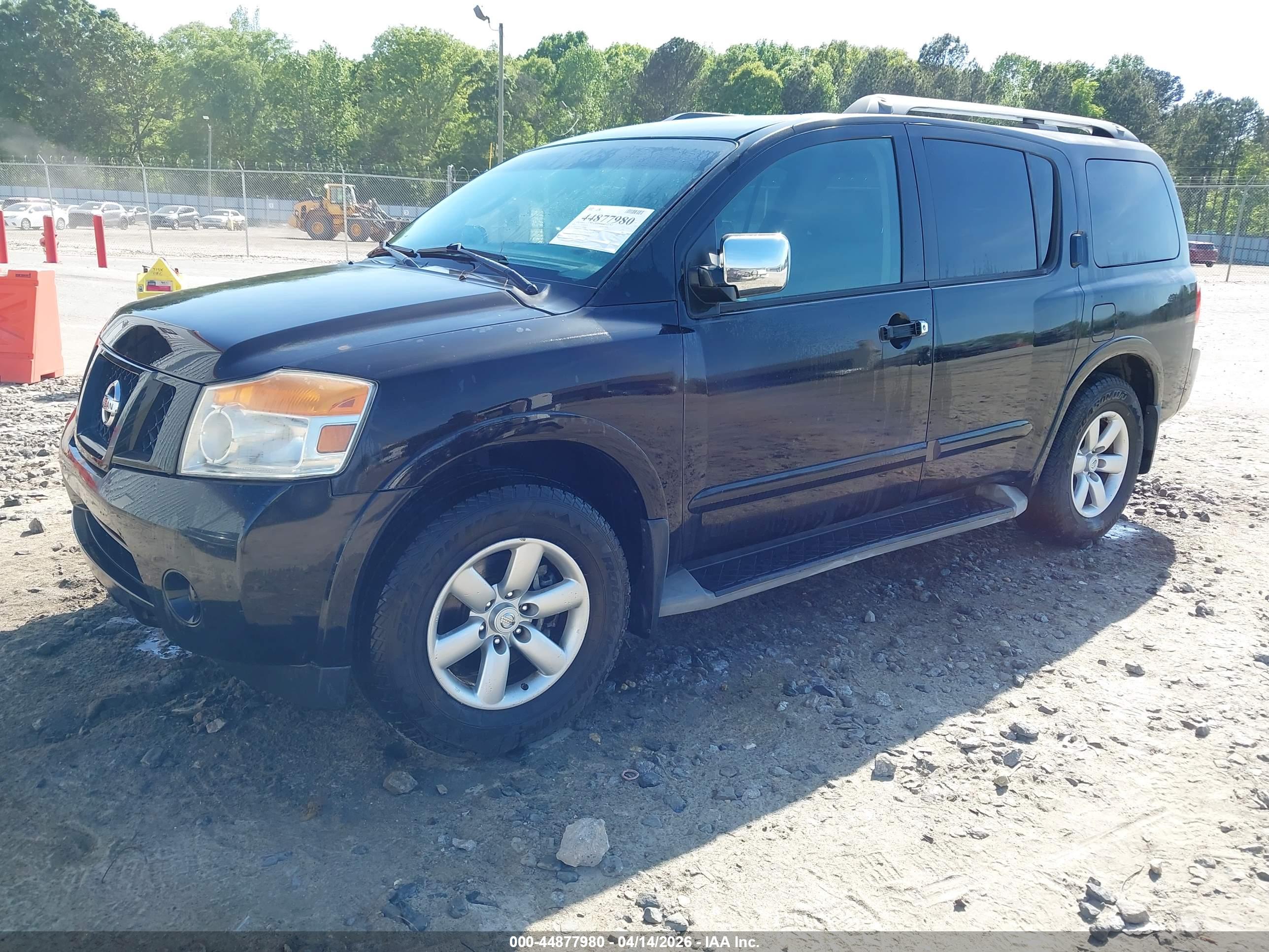 NISSAN ARMADA image 2
