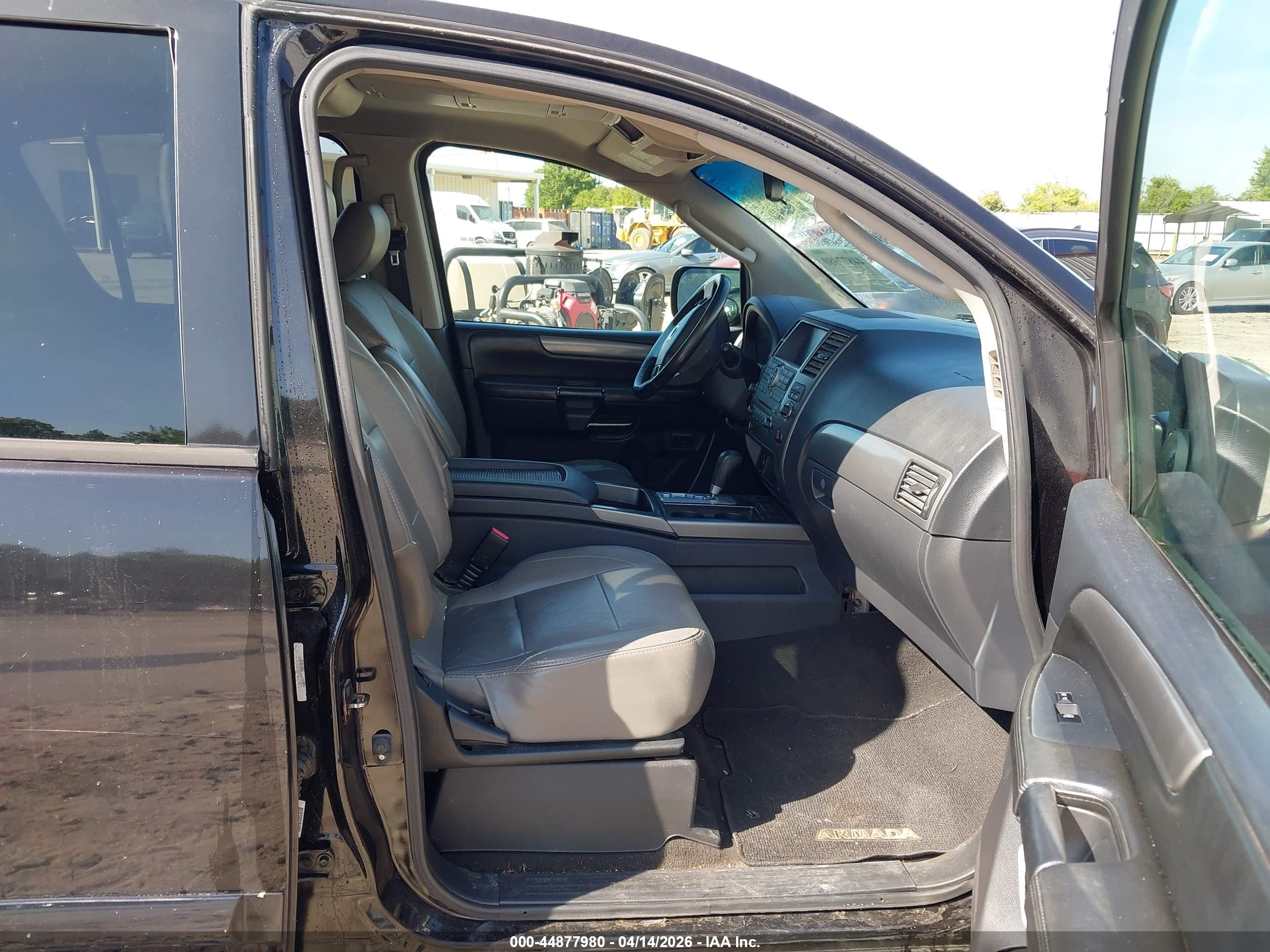 NISSAN ARMADA image 5