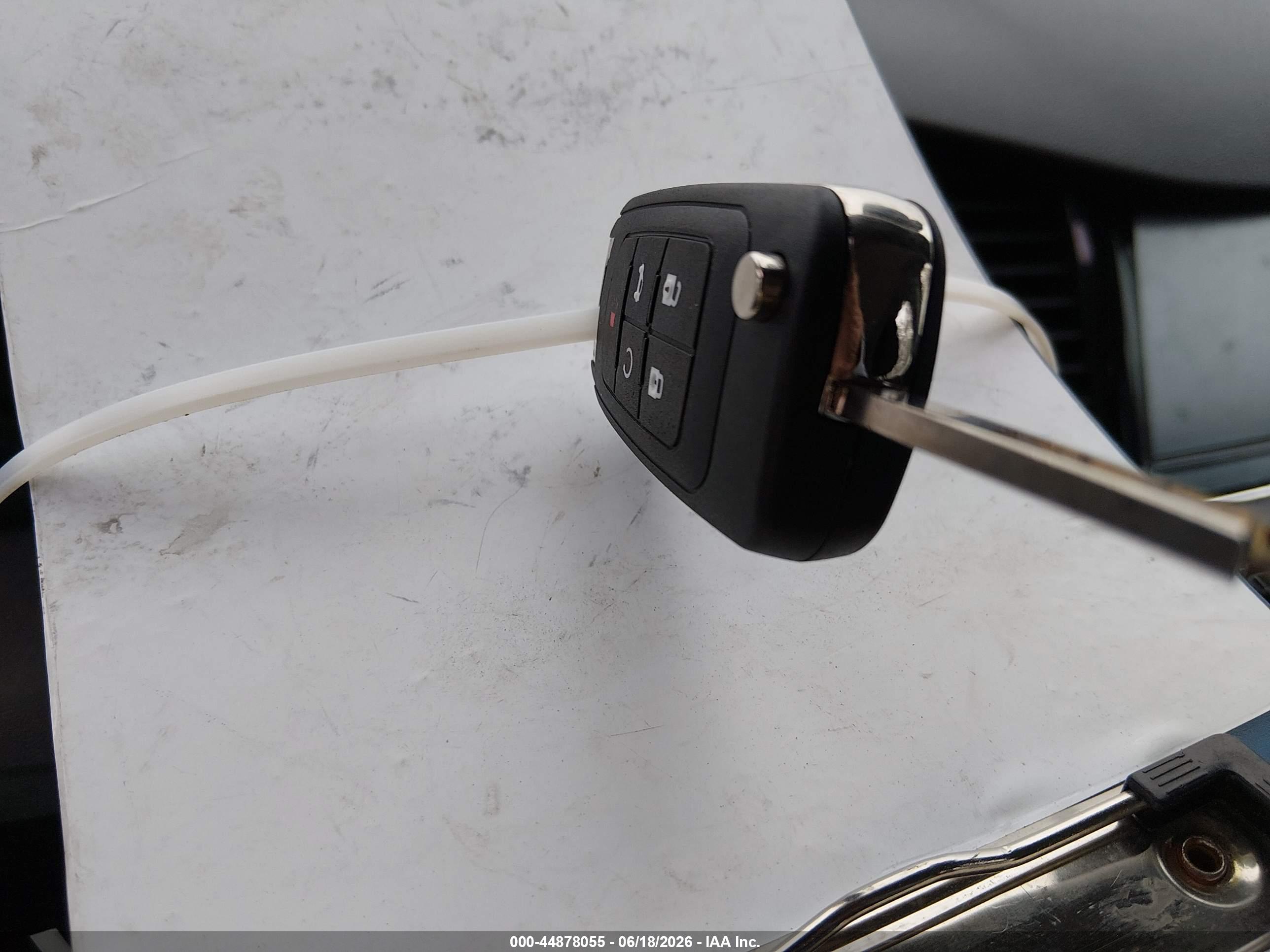 CHEVROLET TRAX image 11