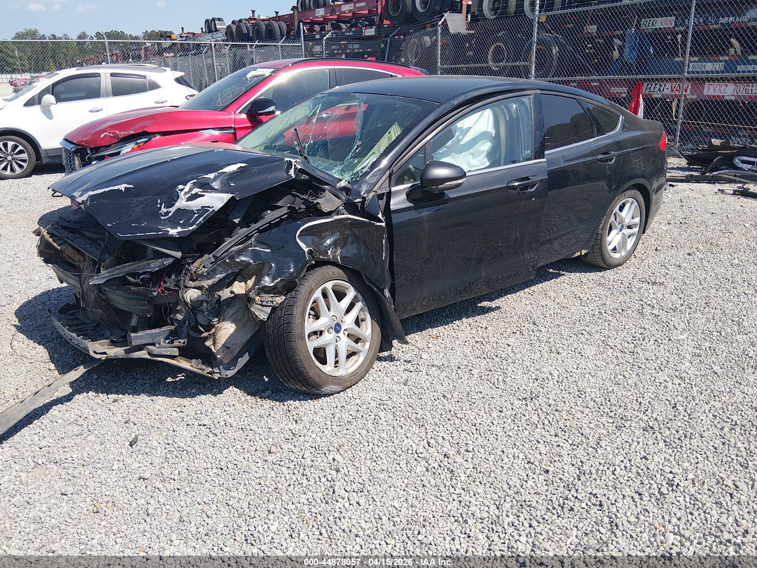 FORD FUSION image 2