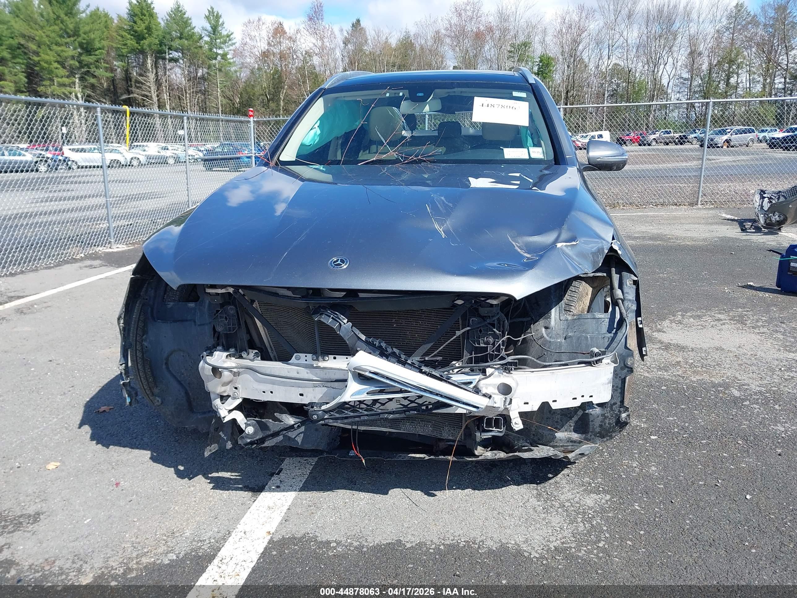 MERCEDES-BENZ GLC image 6
