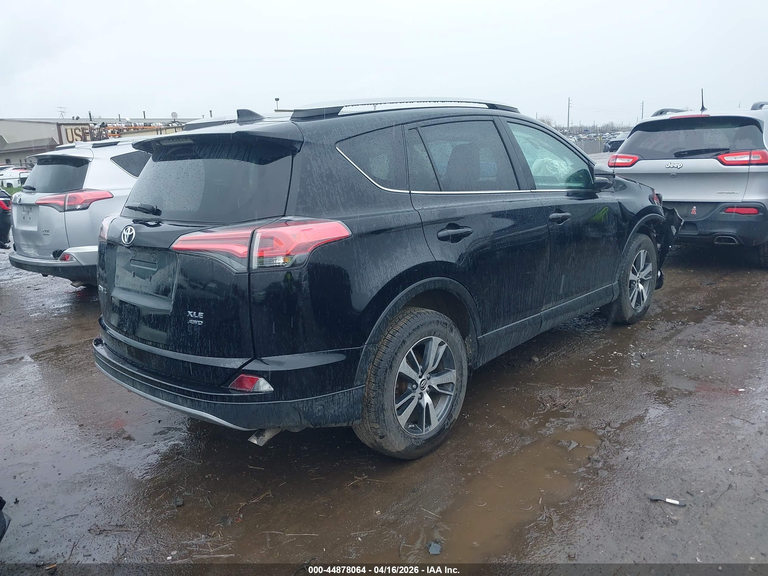 TOYOTA RAV4 image 4