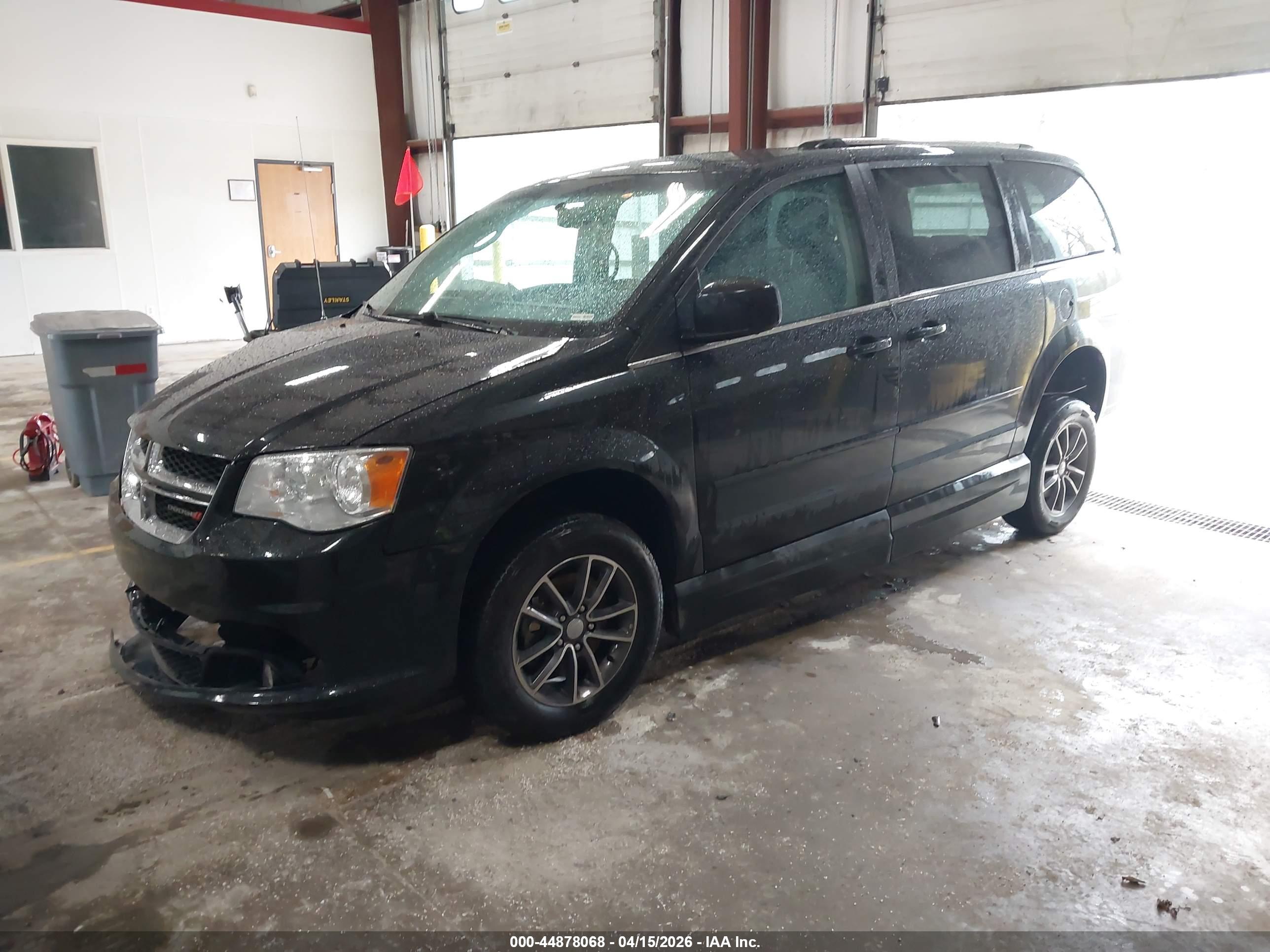 DODGE GRAND image 2