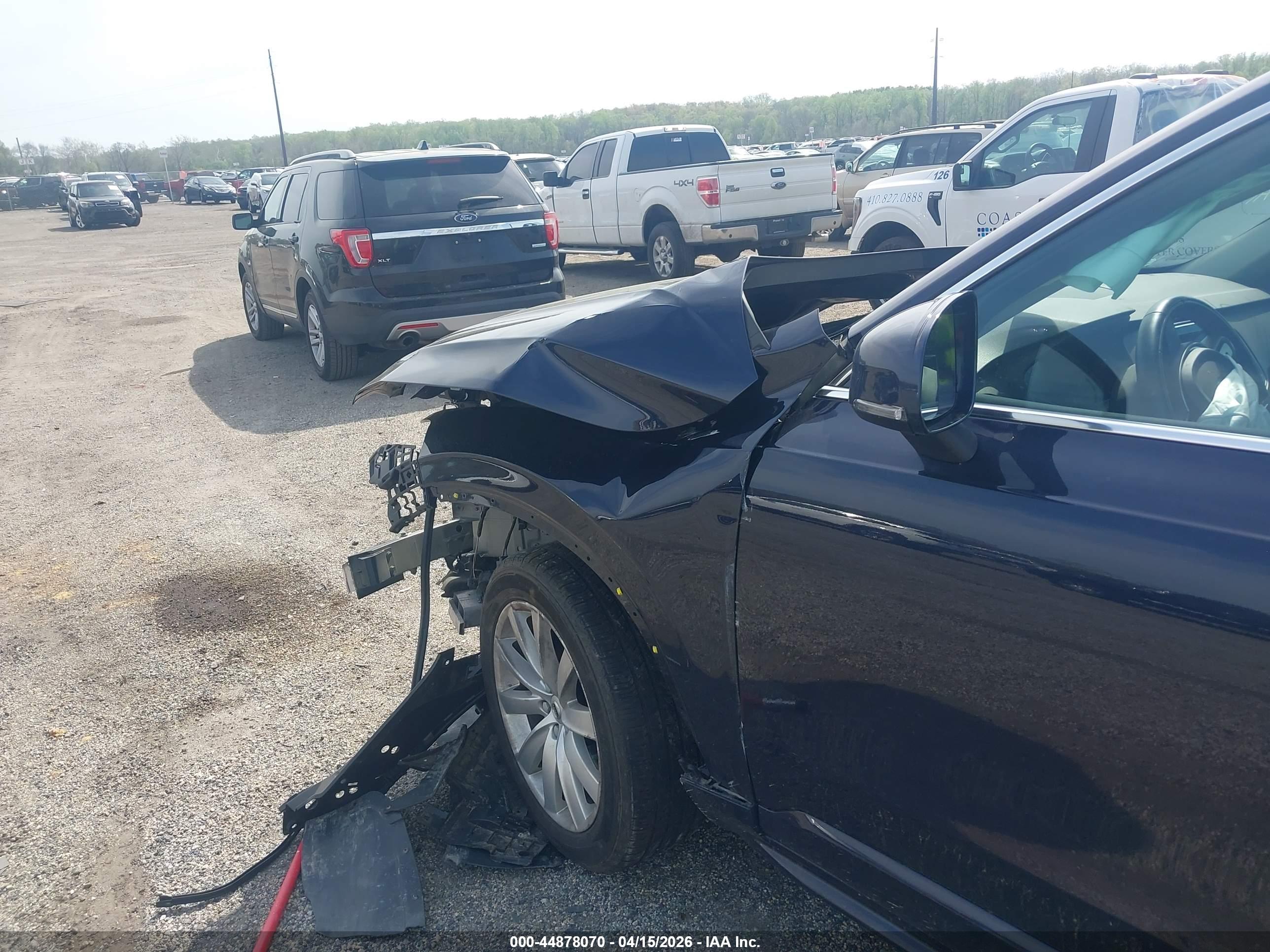 VOLVO XC90 image 6
