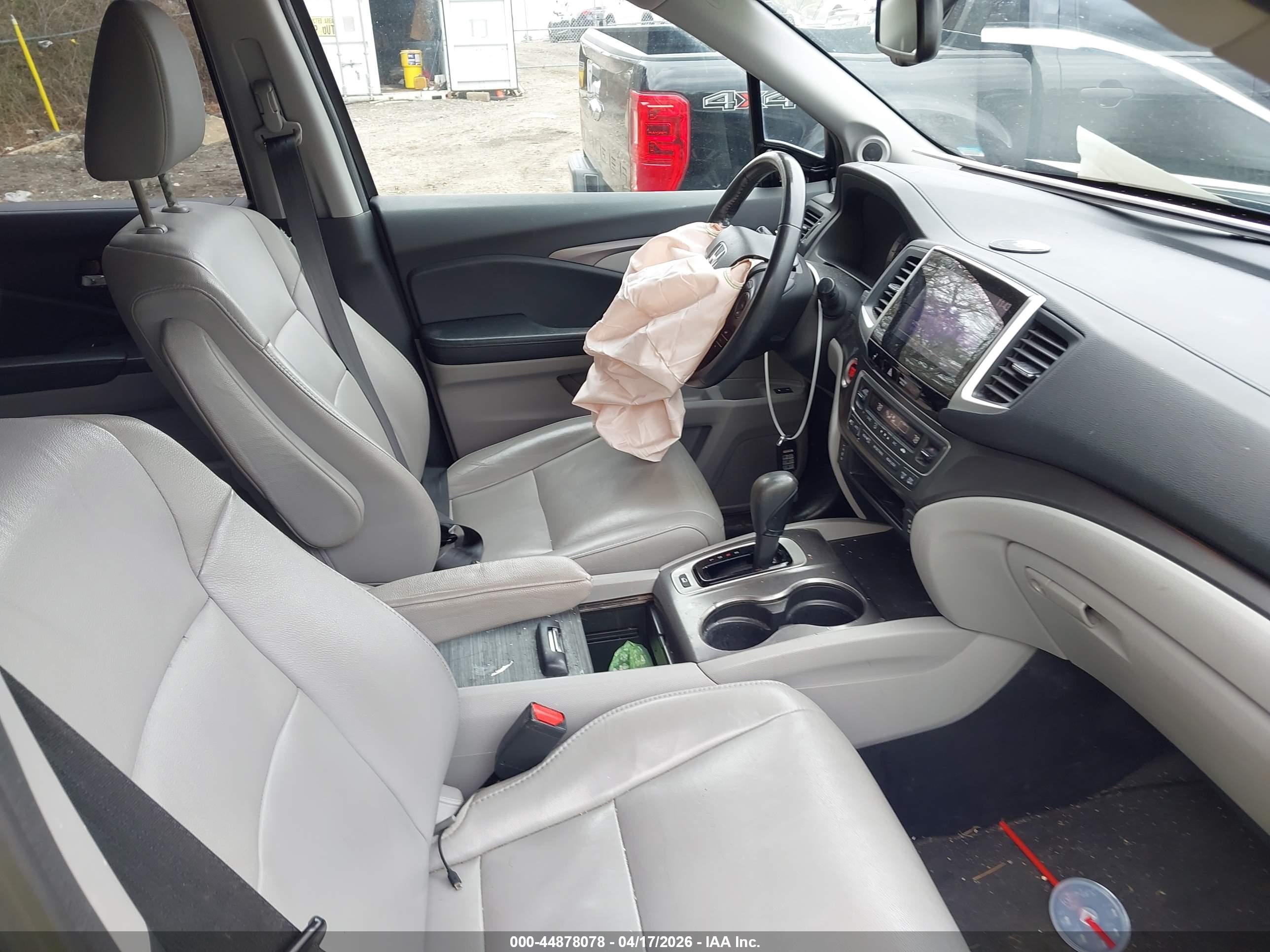 HONDA PILOT image 5