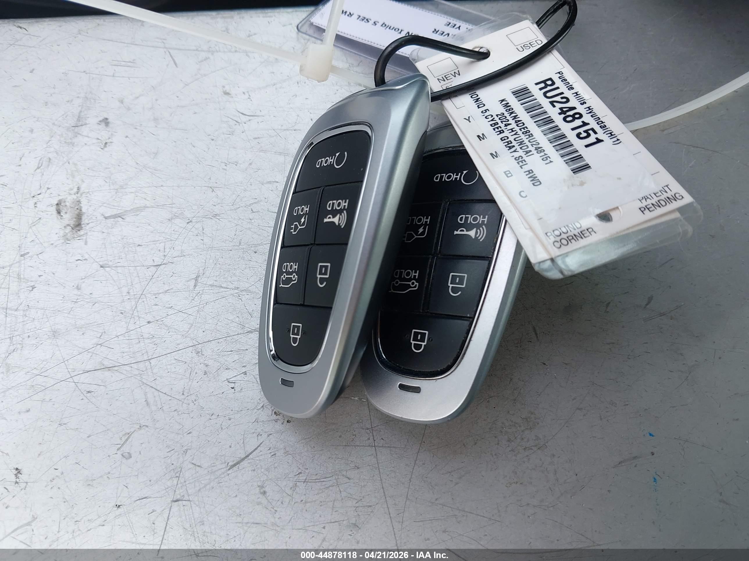 HYUNDAI IONIQ image 11