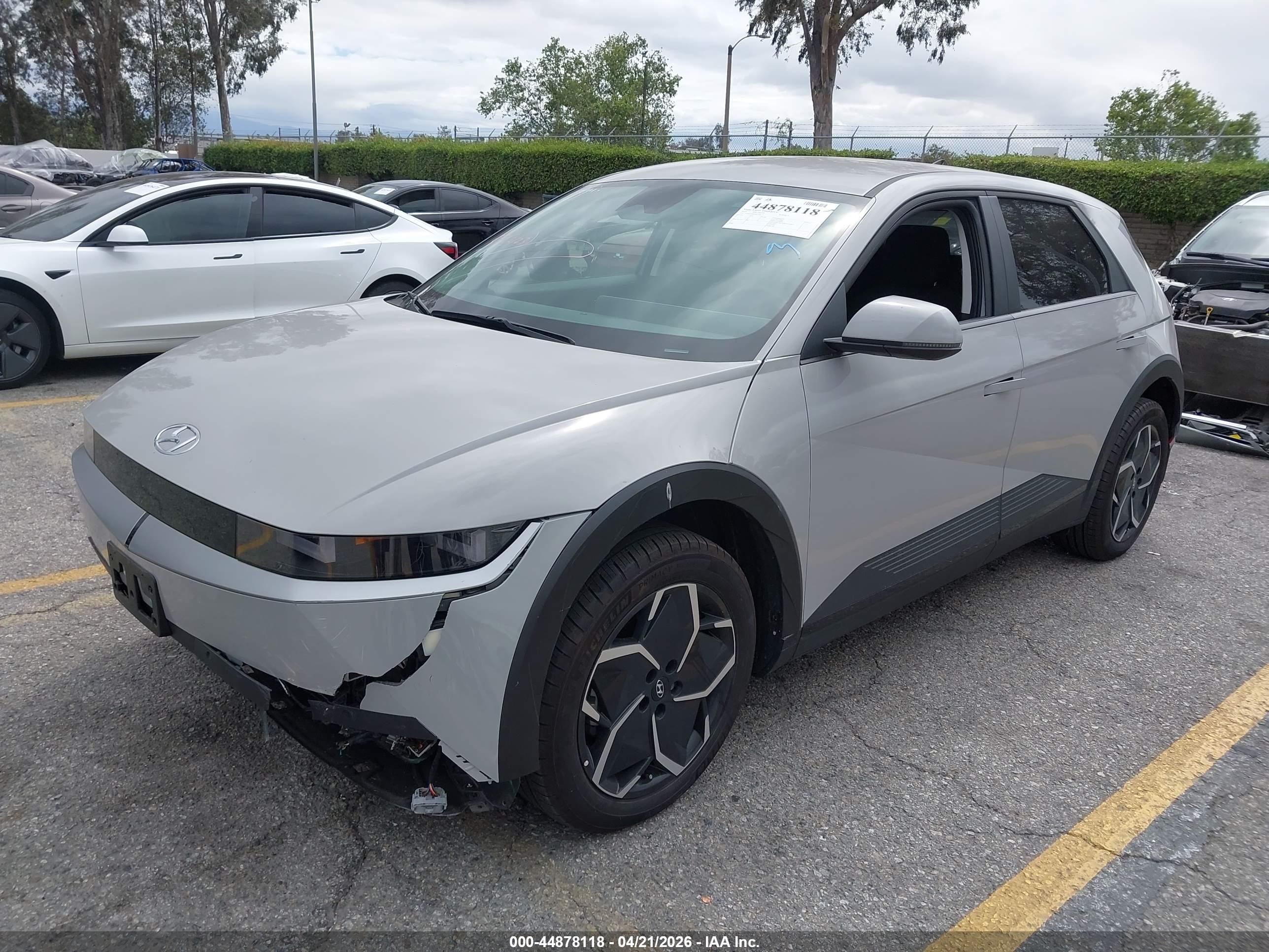 HYUNDAI IONIQ image 2