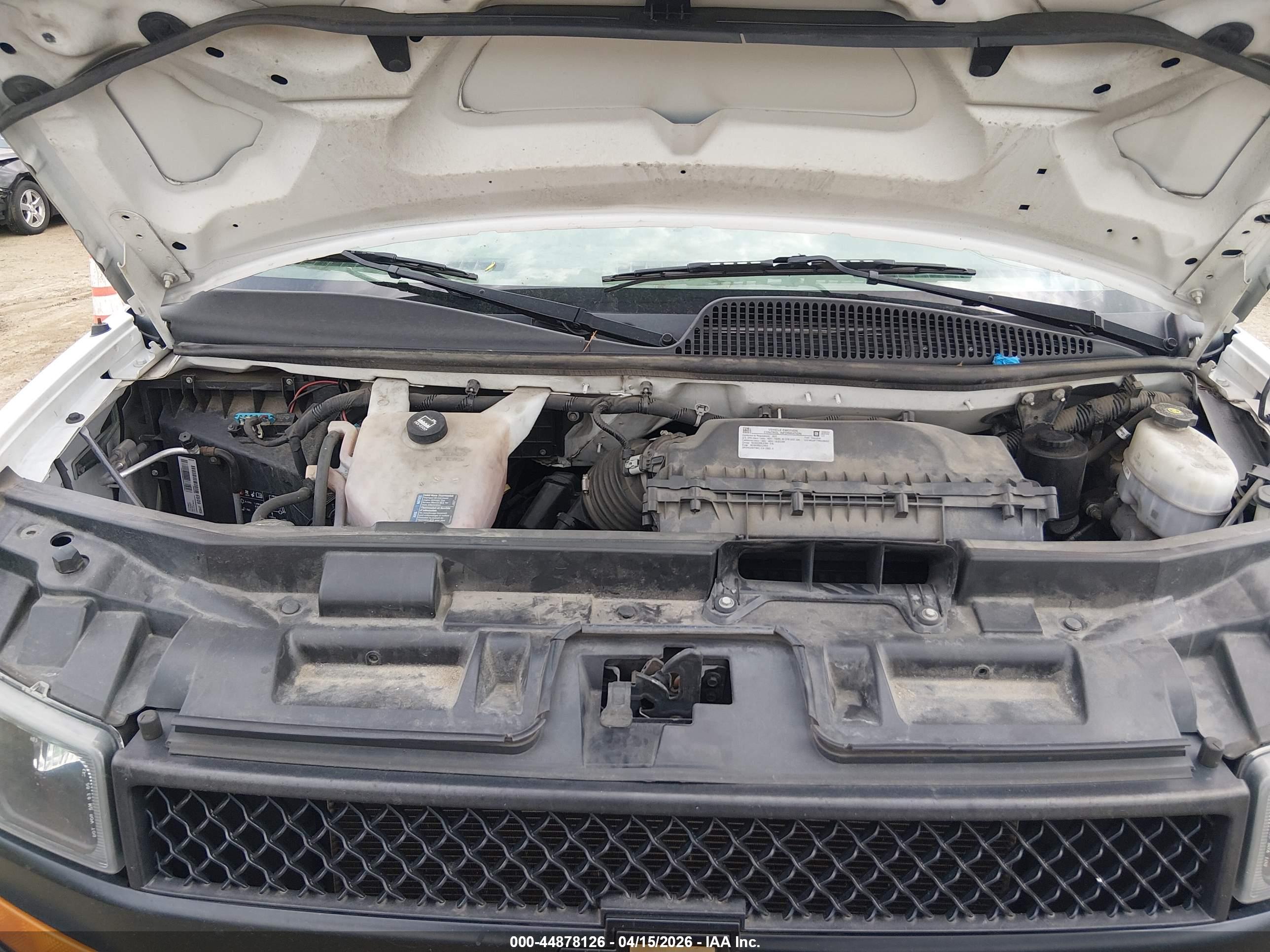 CHEVROLET EXPRESS image 10