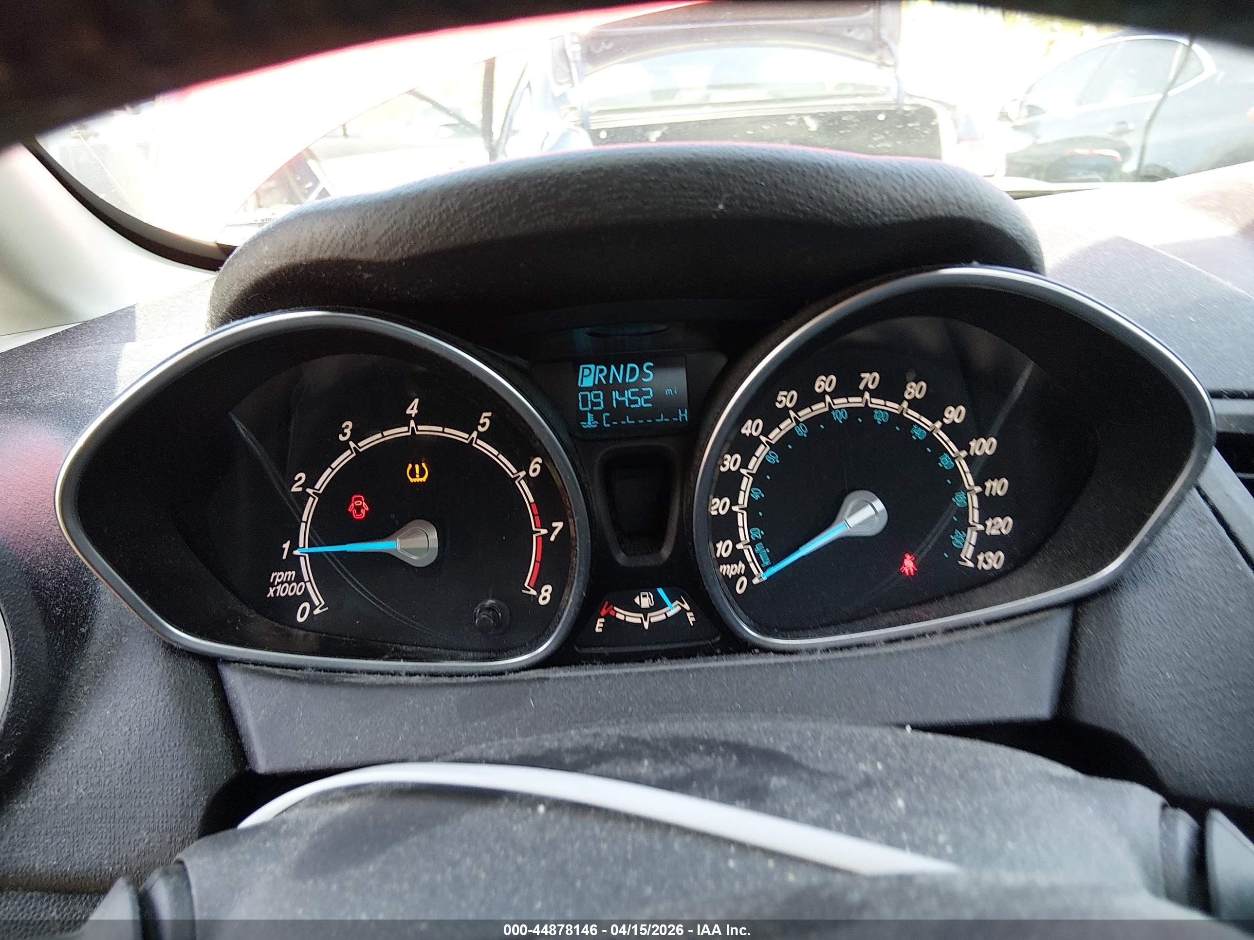FORD FIESTA image 7