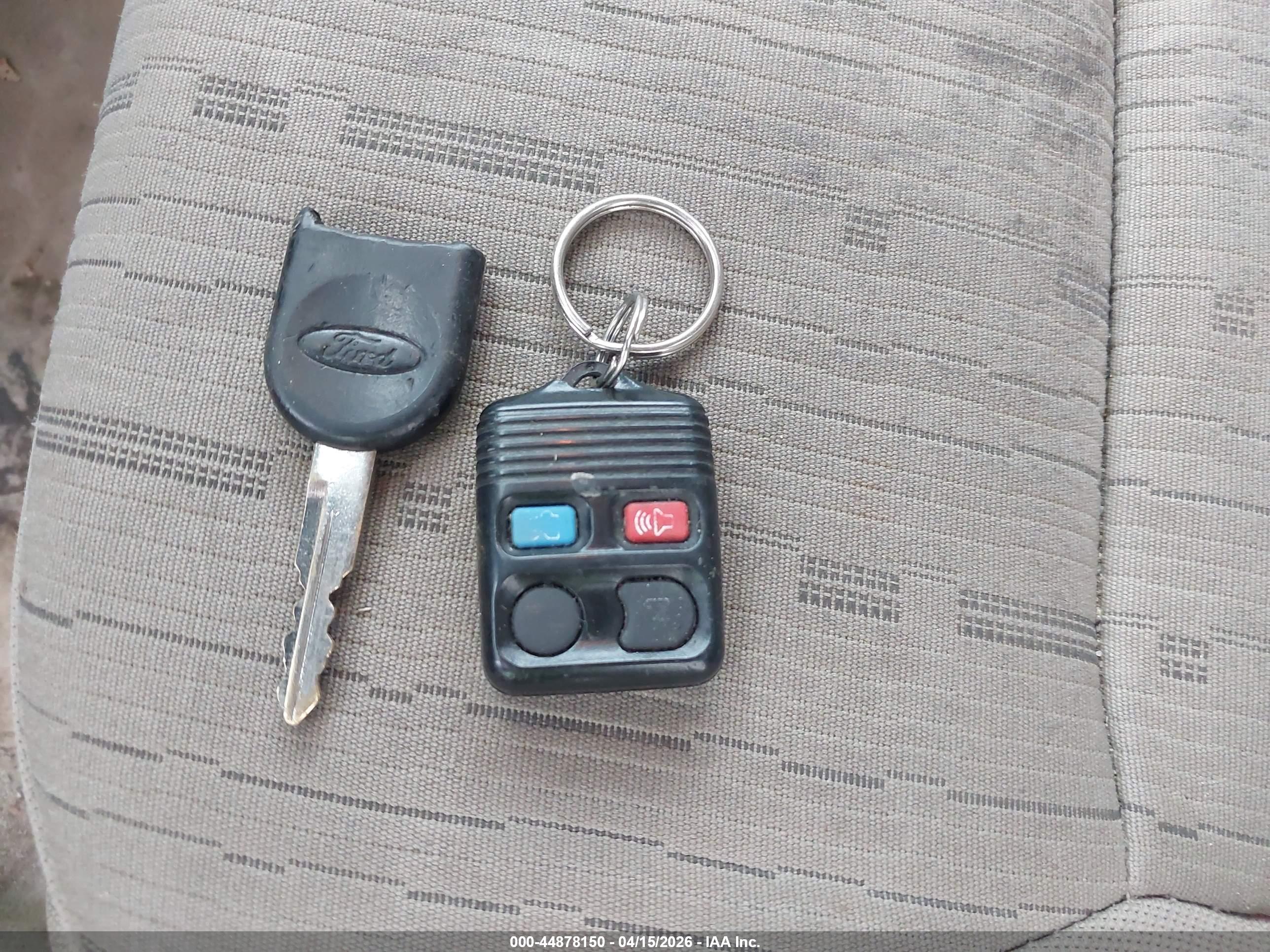 FORD FOCUS image 11