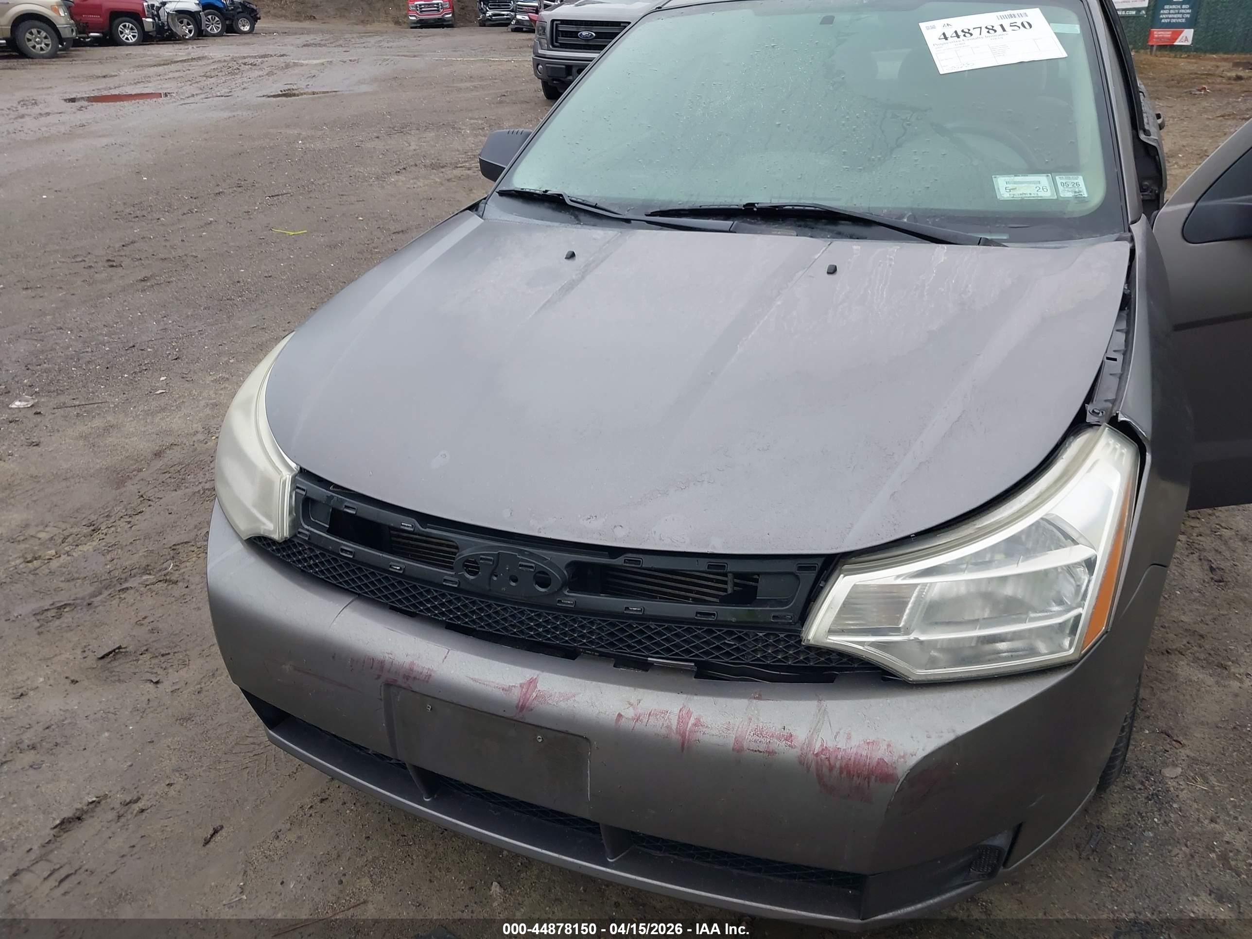 FORD FOCUS image 6