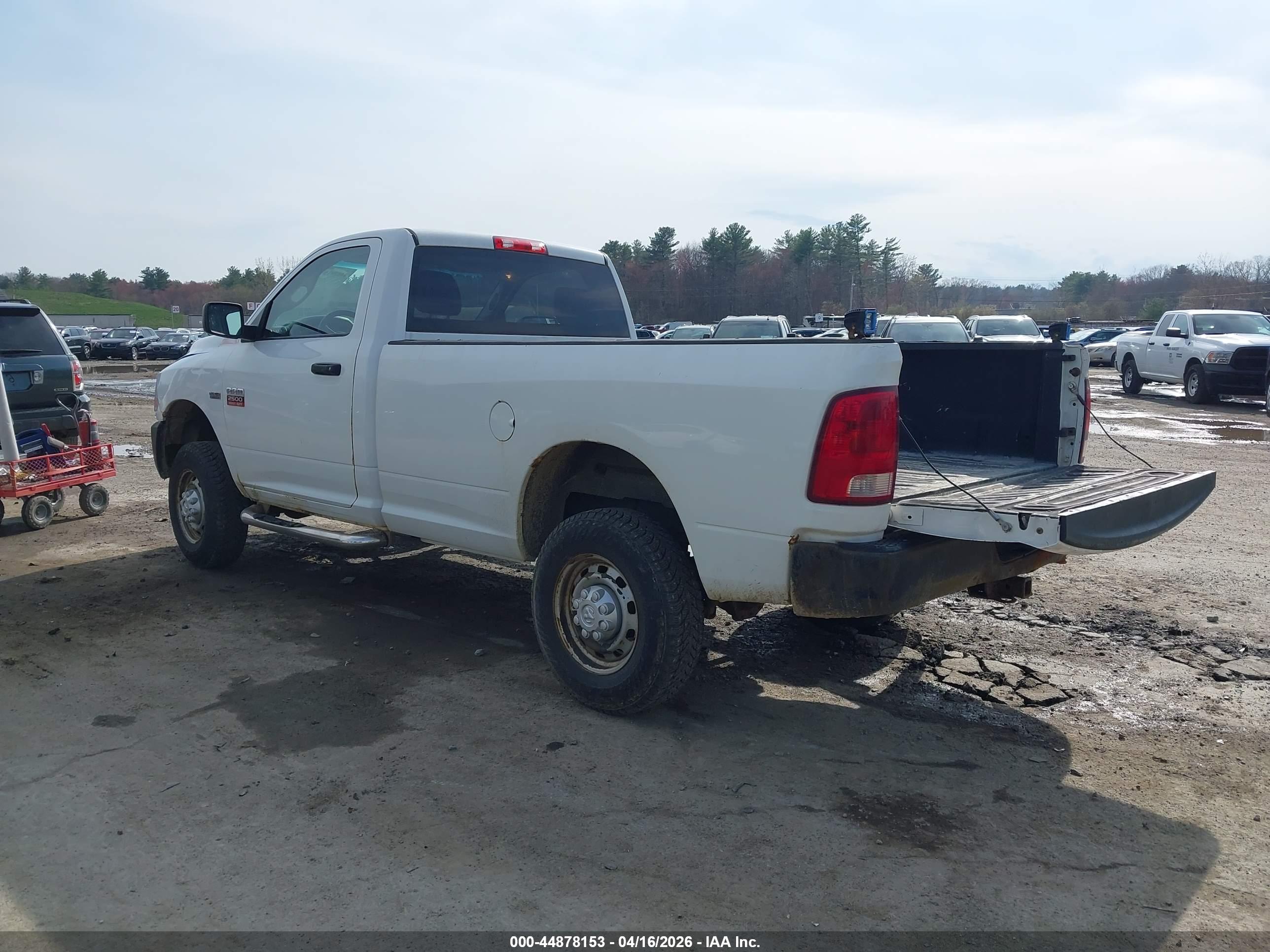 RAM 2500 image 3