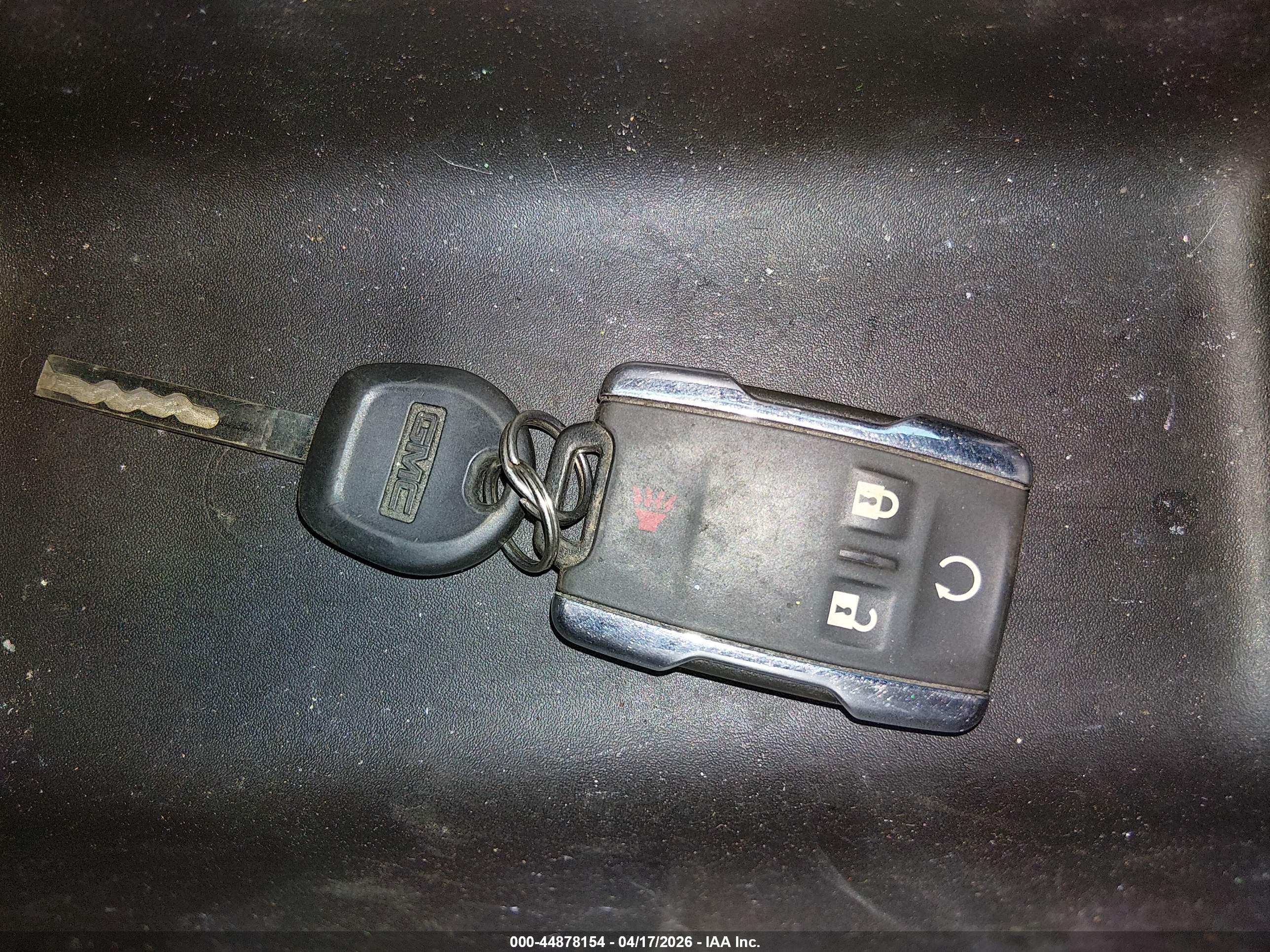 GMC SIERRA image 11