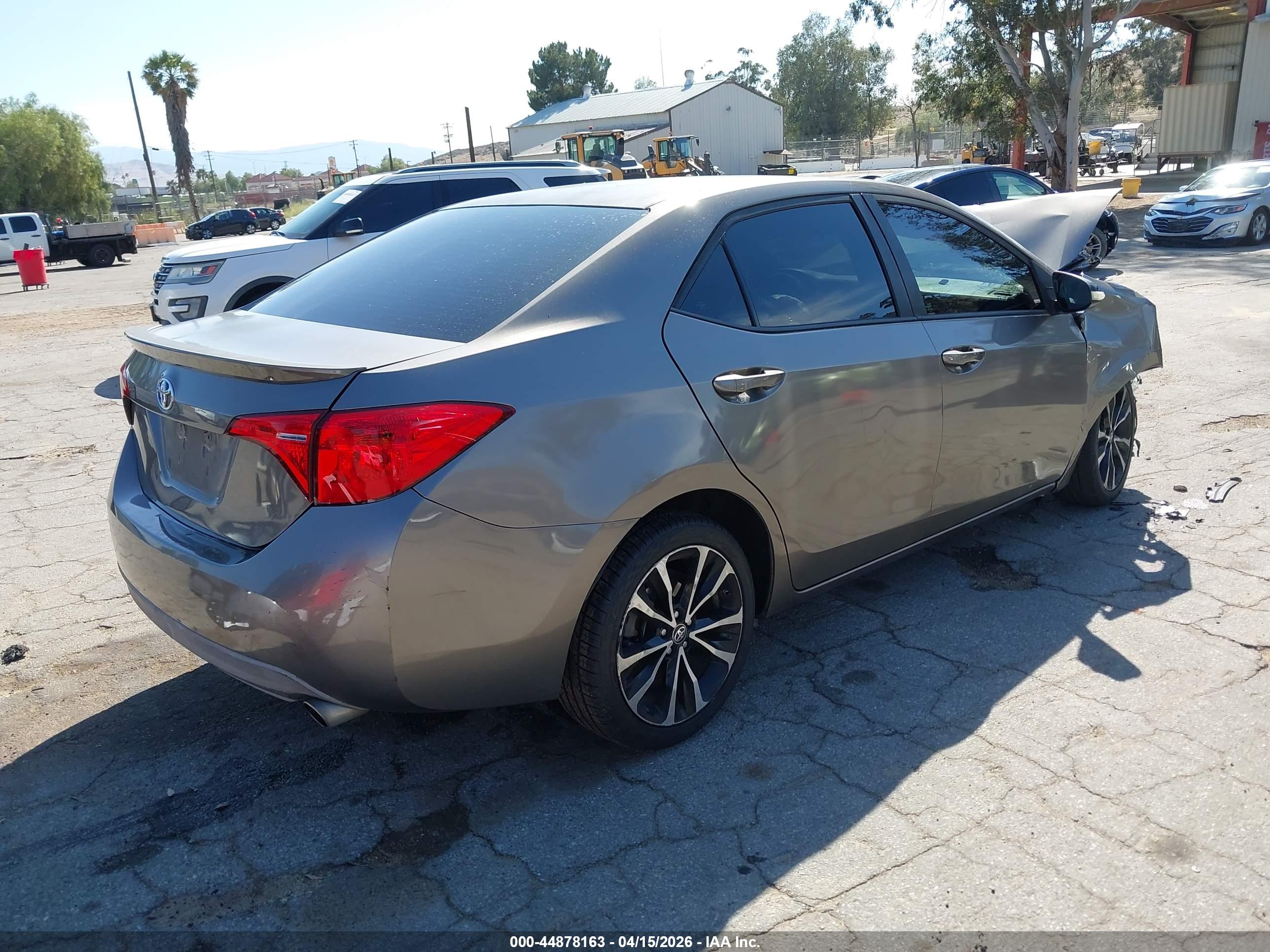 TOYOTA COROLLA image 4