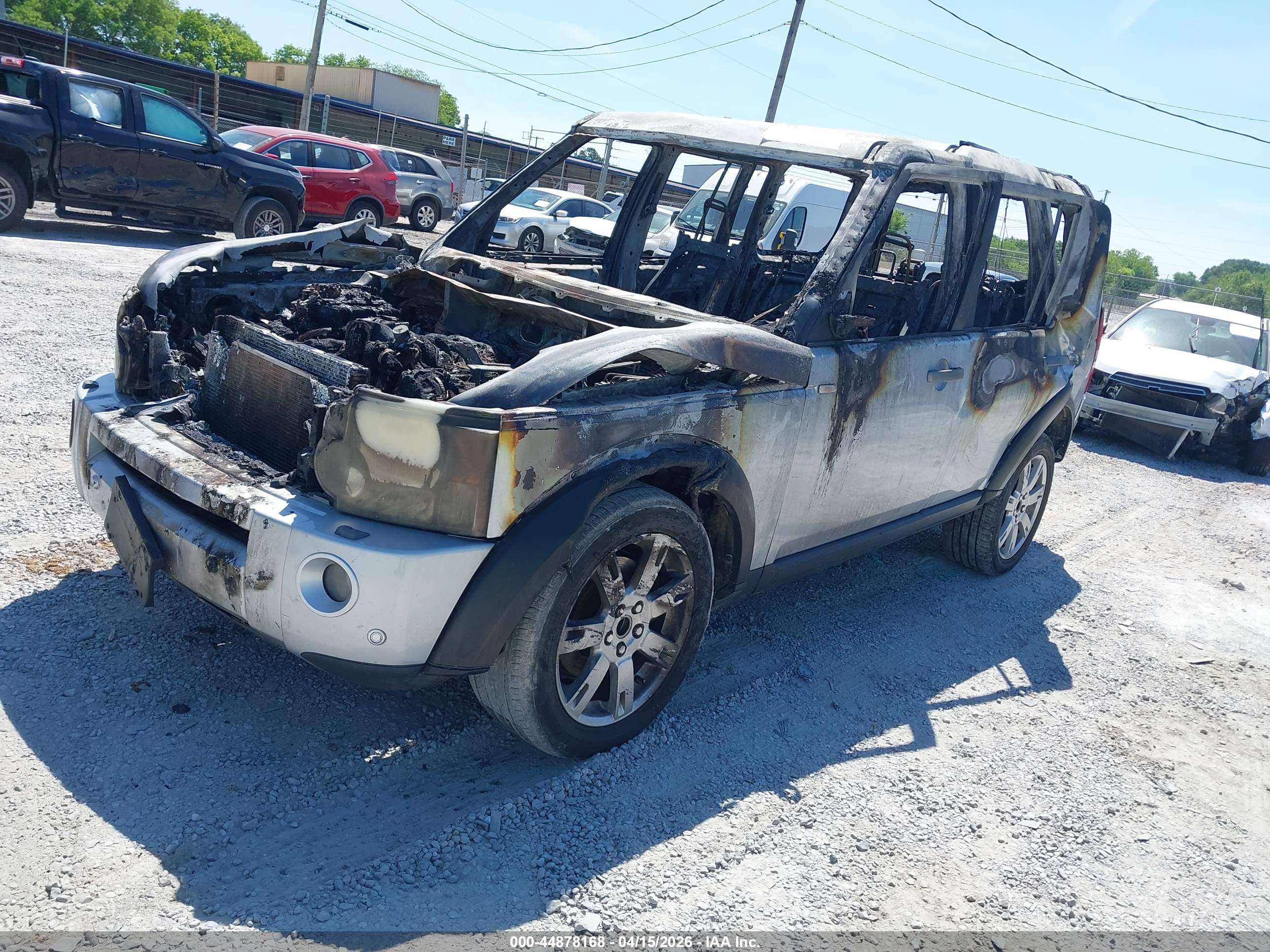 LAND ROVER image 2