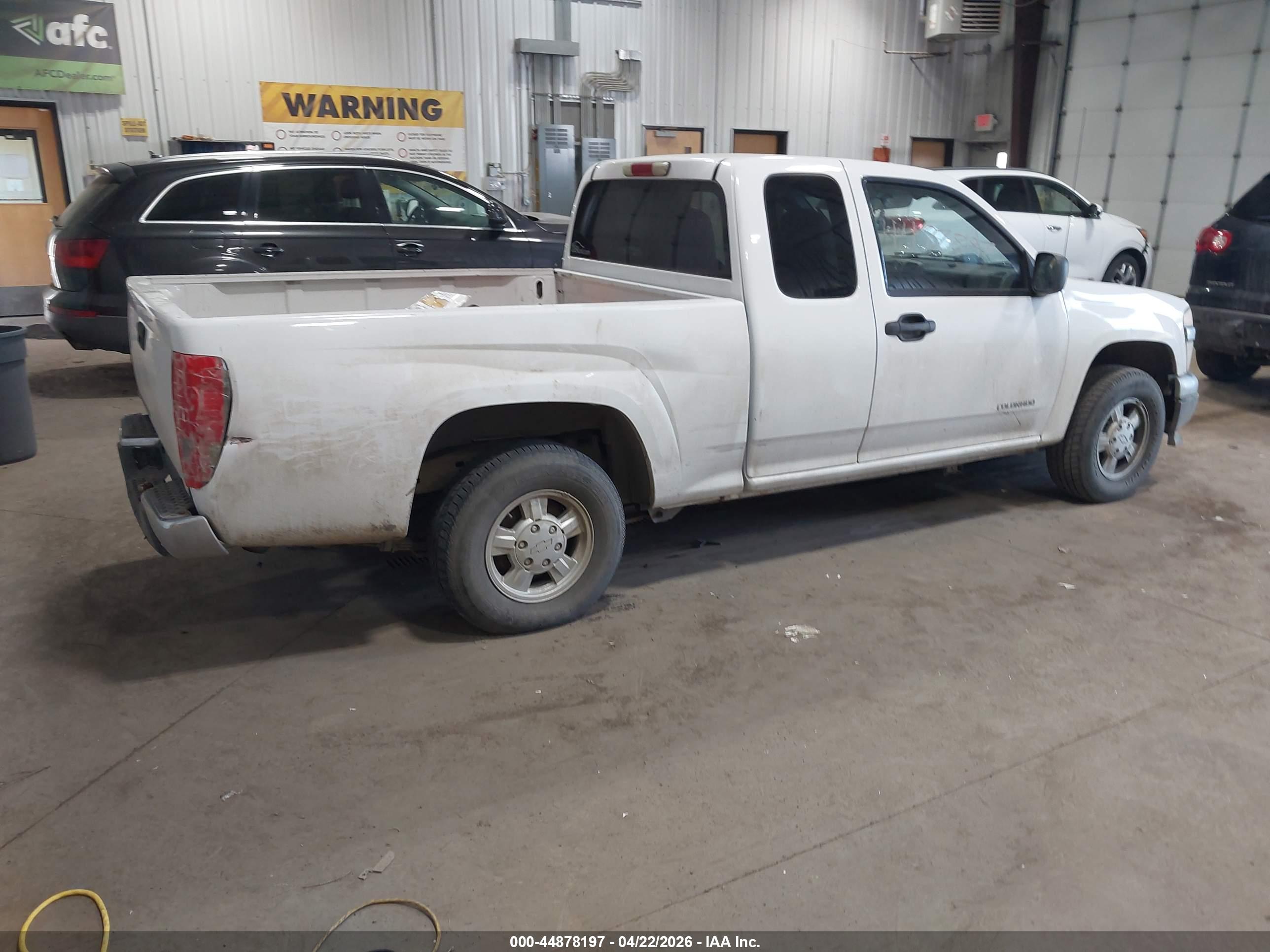 CHEVROLET COLORADO image 4