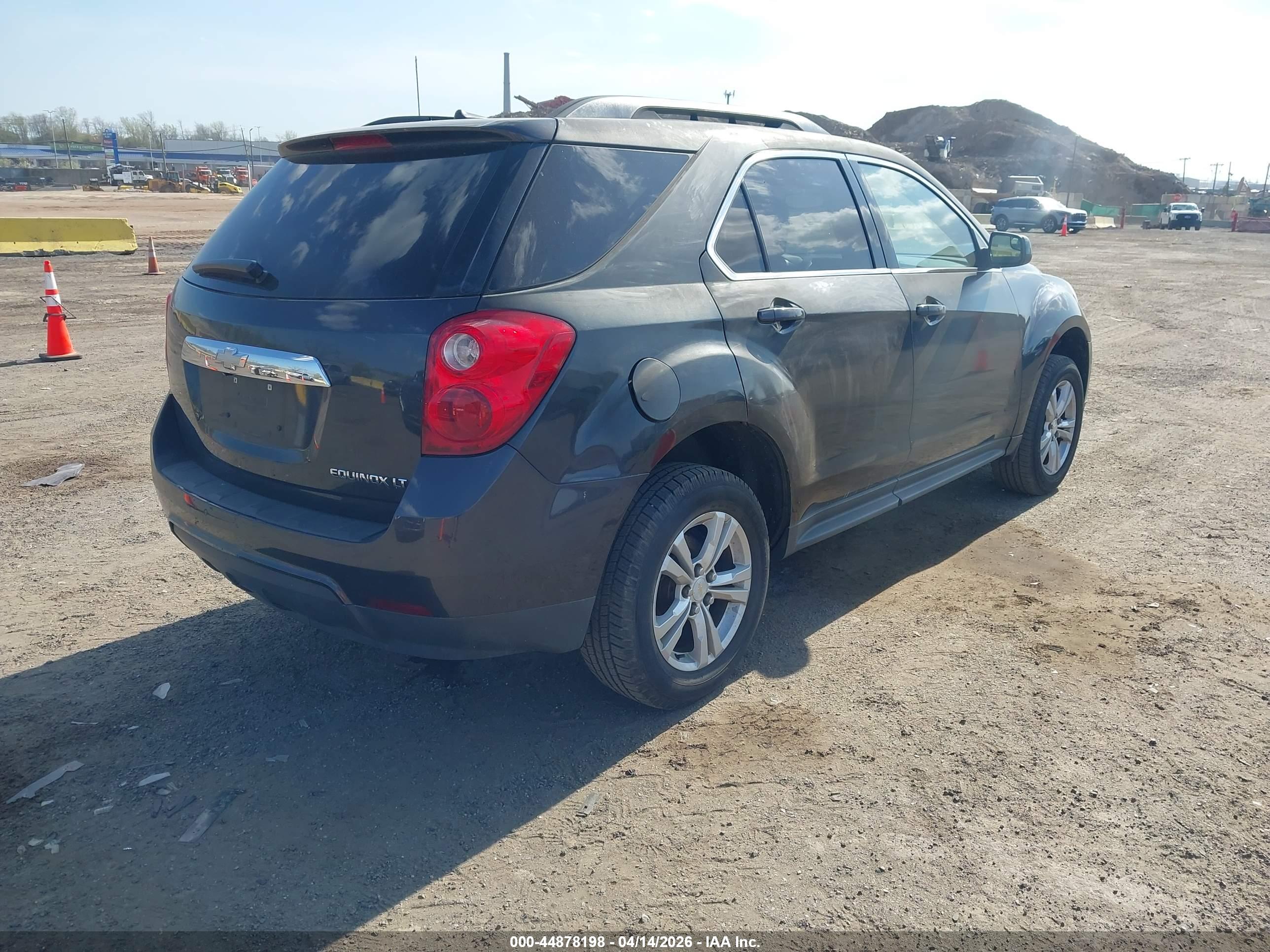 CHEVROLET EQUINOX image 4