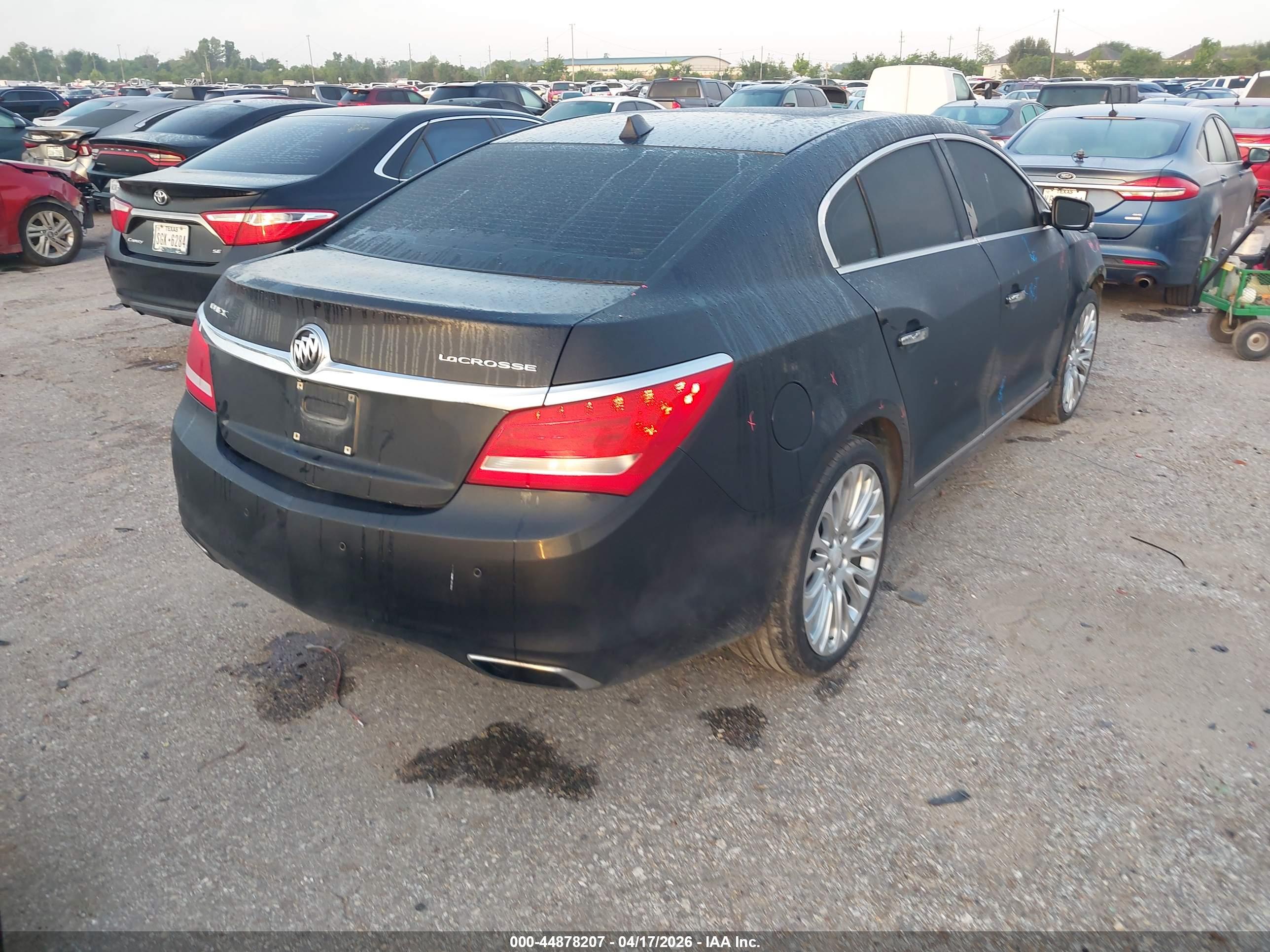 BUICK LACROSSE image 4