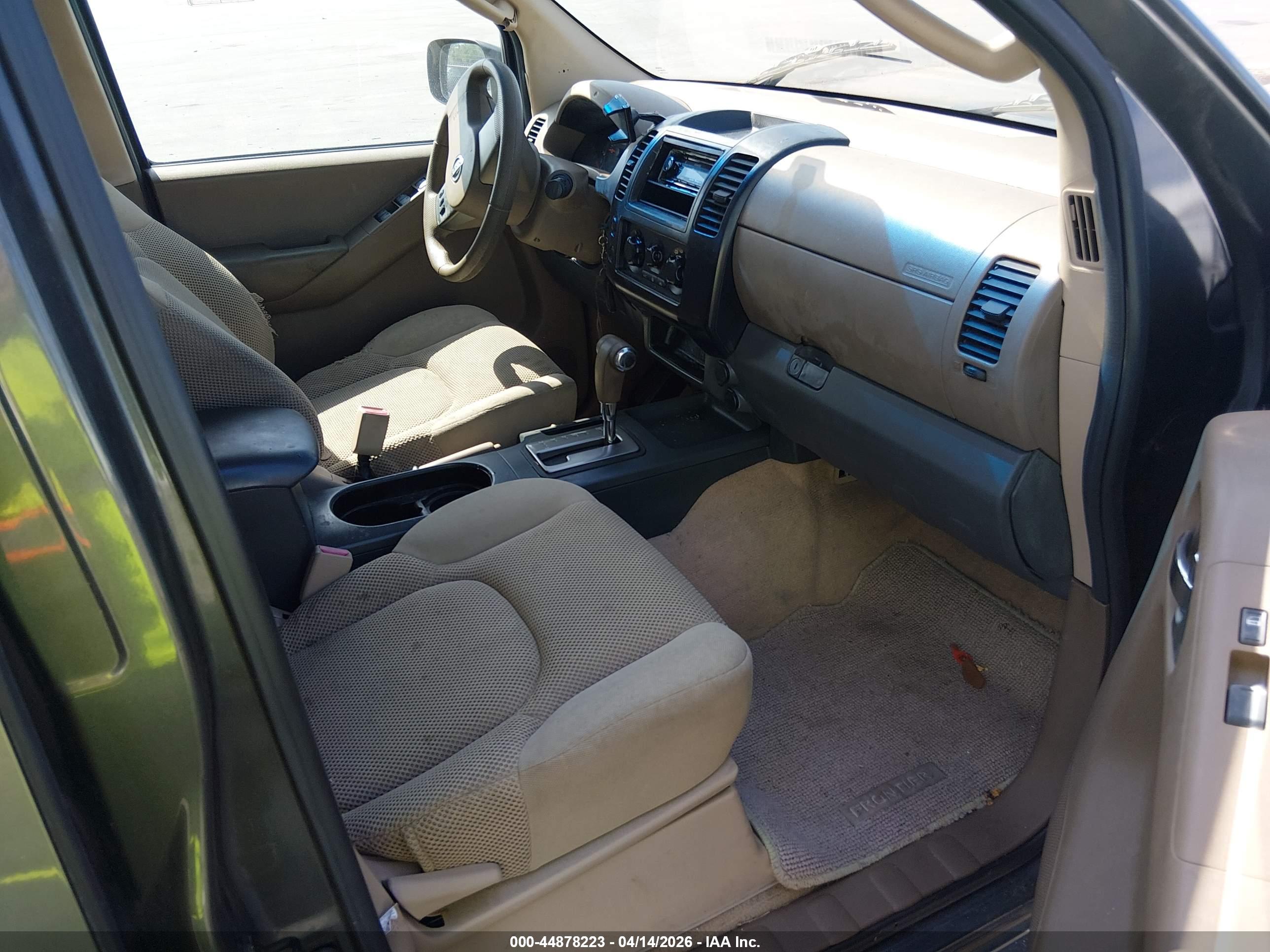 NISSAN FRONTIER image 5