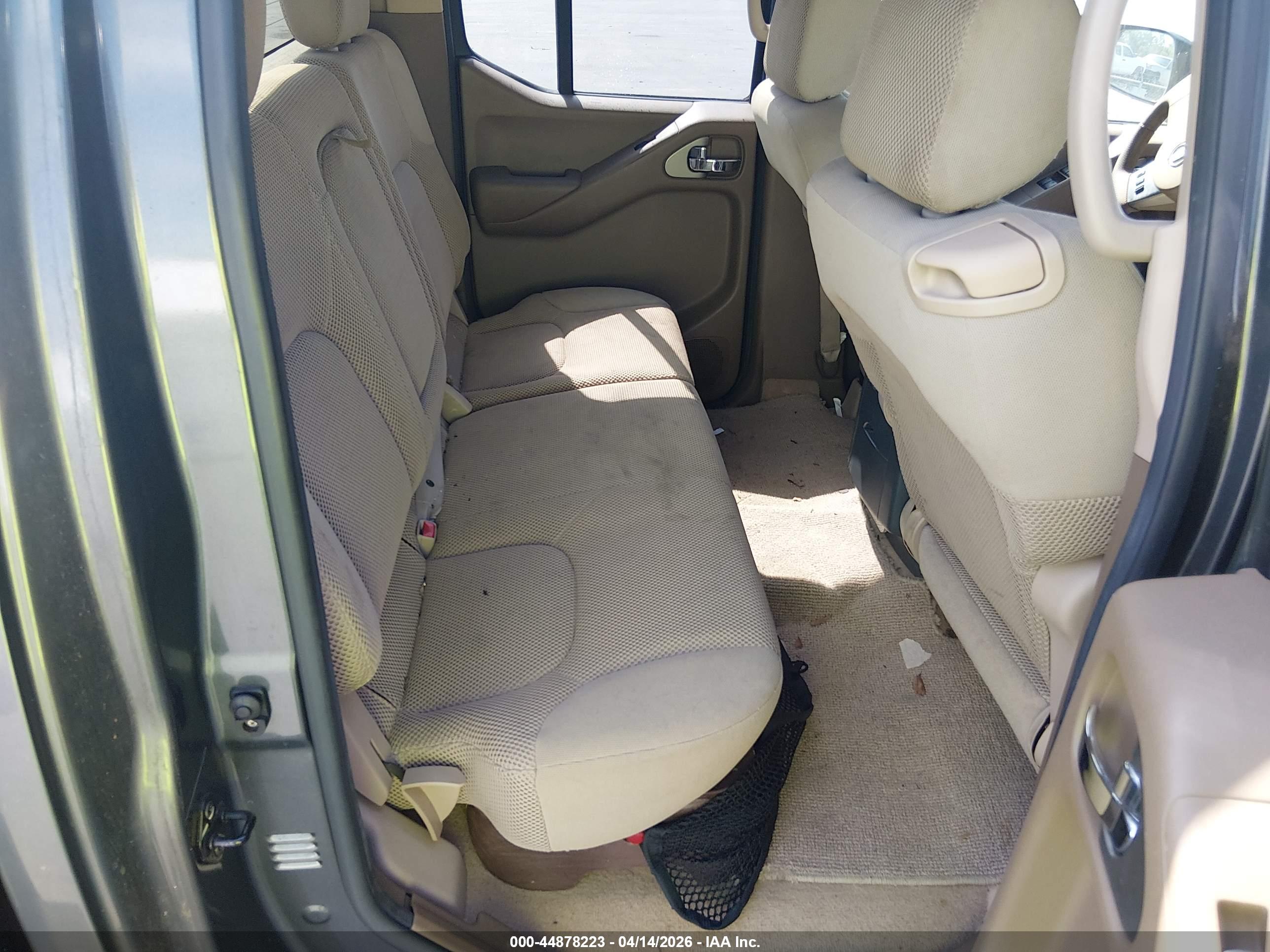 NISSAN FRONTIER image 8